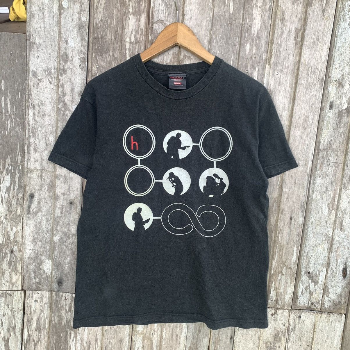 Band Tees Thrashed faded y2k the hoobastank band tee Size US M / EU 48-50 / 2 - 1 Thumbnail