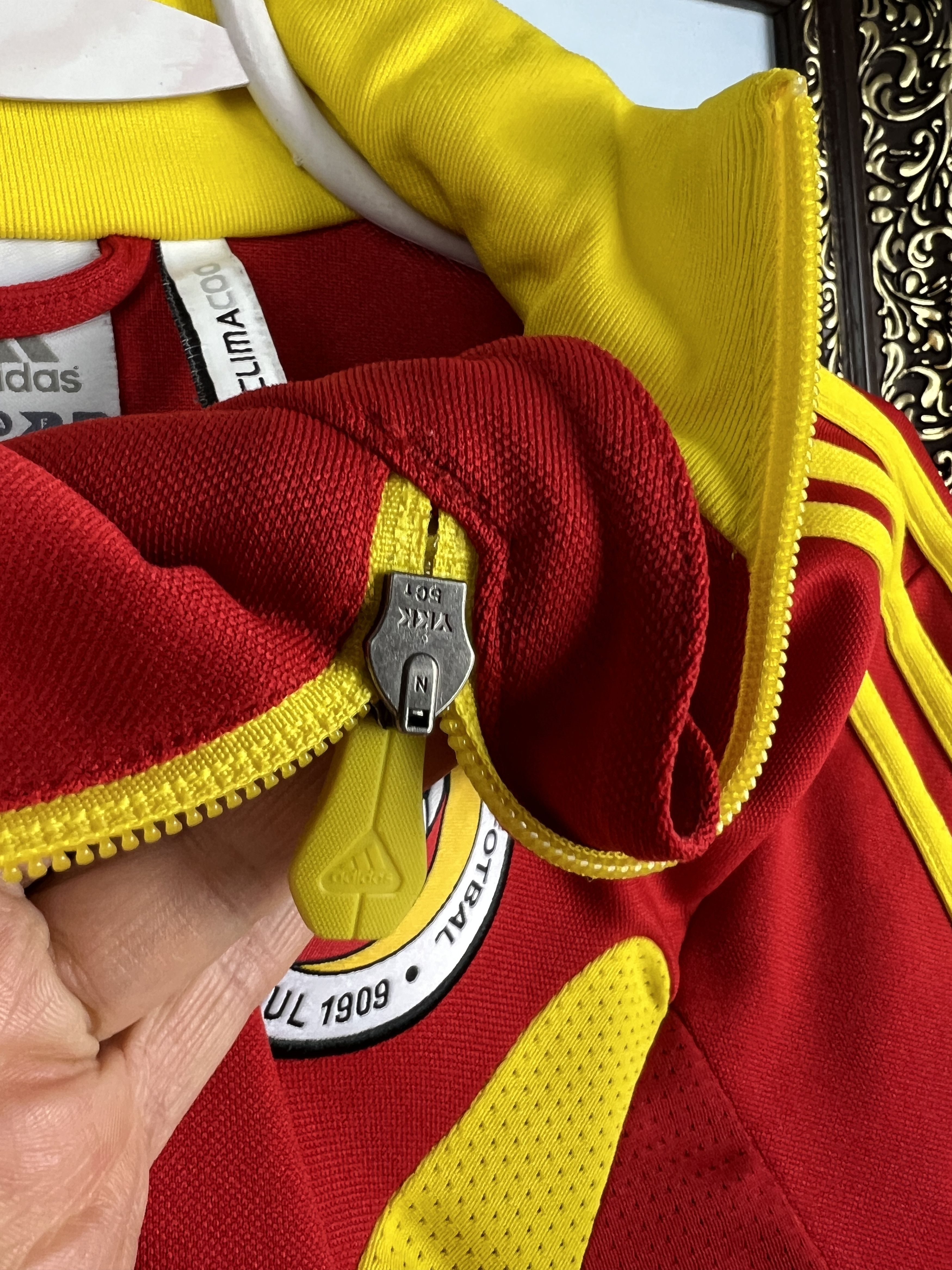 Adidas Vintage Romania Football Sweatshirt Soccer Track Top Jacket Size US M / EU 48-50 / 2 - 4 Thumbnail