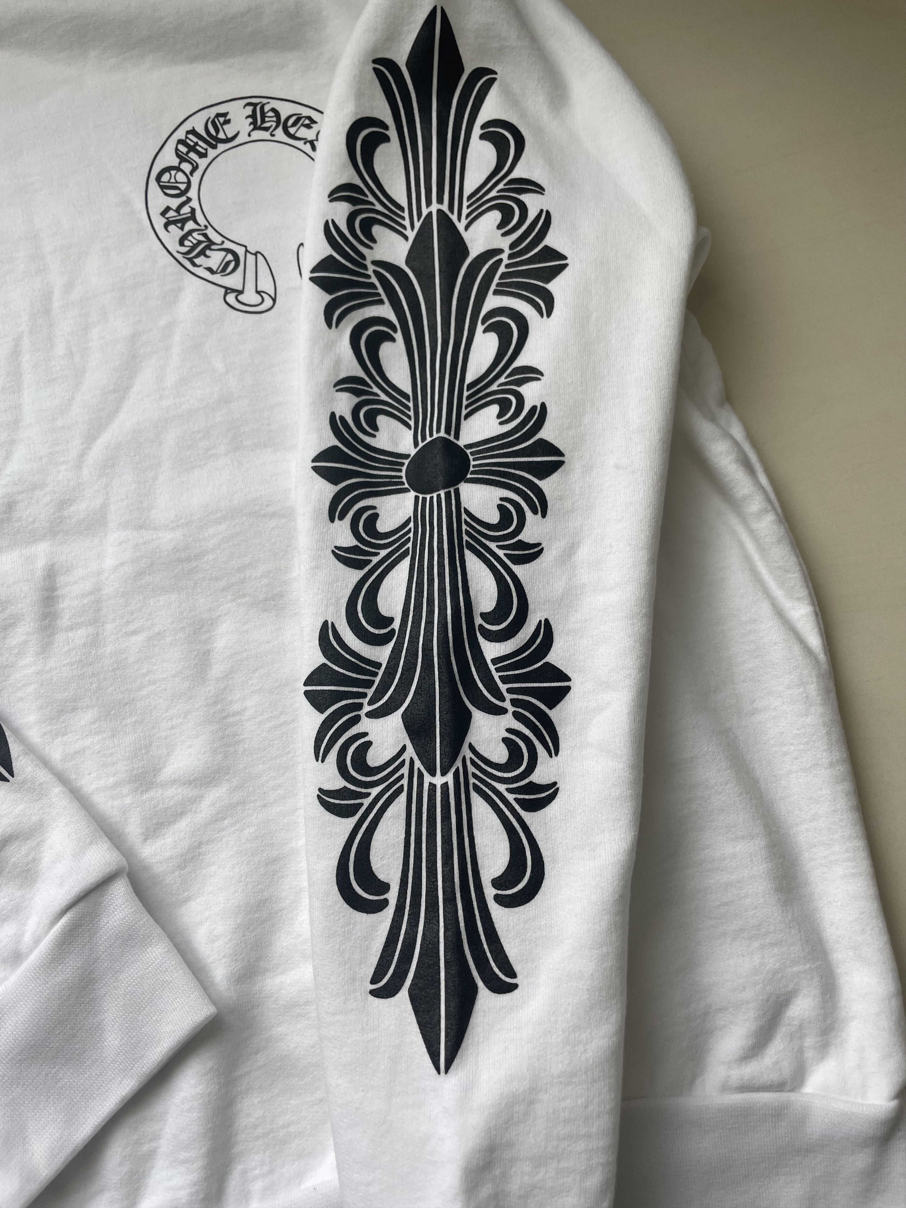Chrome Hearts Chrome Hearts Horseshoe Floral Sleeve Crewneck Sweatshirt Size M / US 6-8 / IT 42-44 - 6 Thumbnail