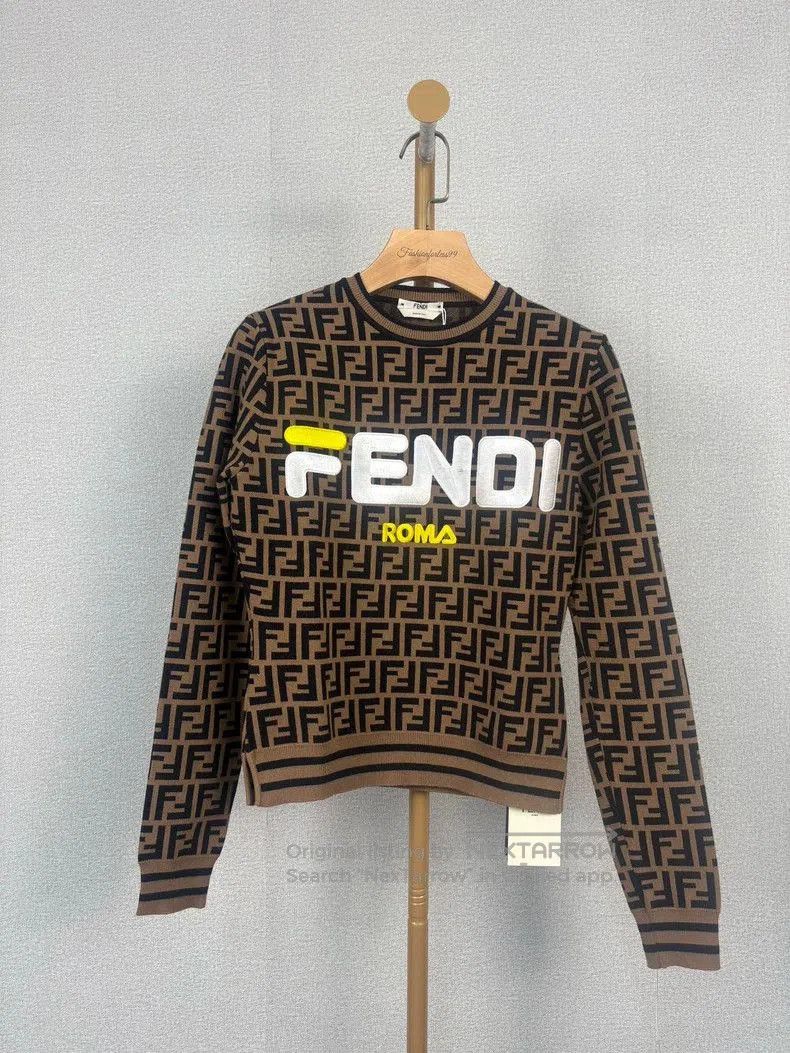 Fendi Fendi Logo Printed Knit Sweater. Size US S / EU 44-46 / 1 - 1 Thumbnail