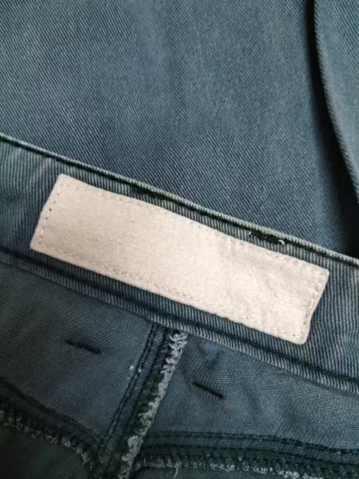 April 77 April 77 skinny jeans Size US 35 - 7 Thumbnail