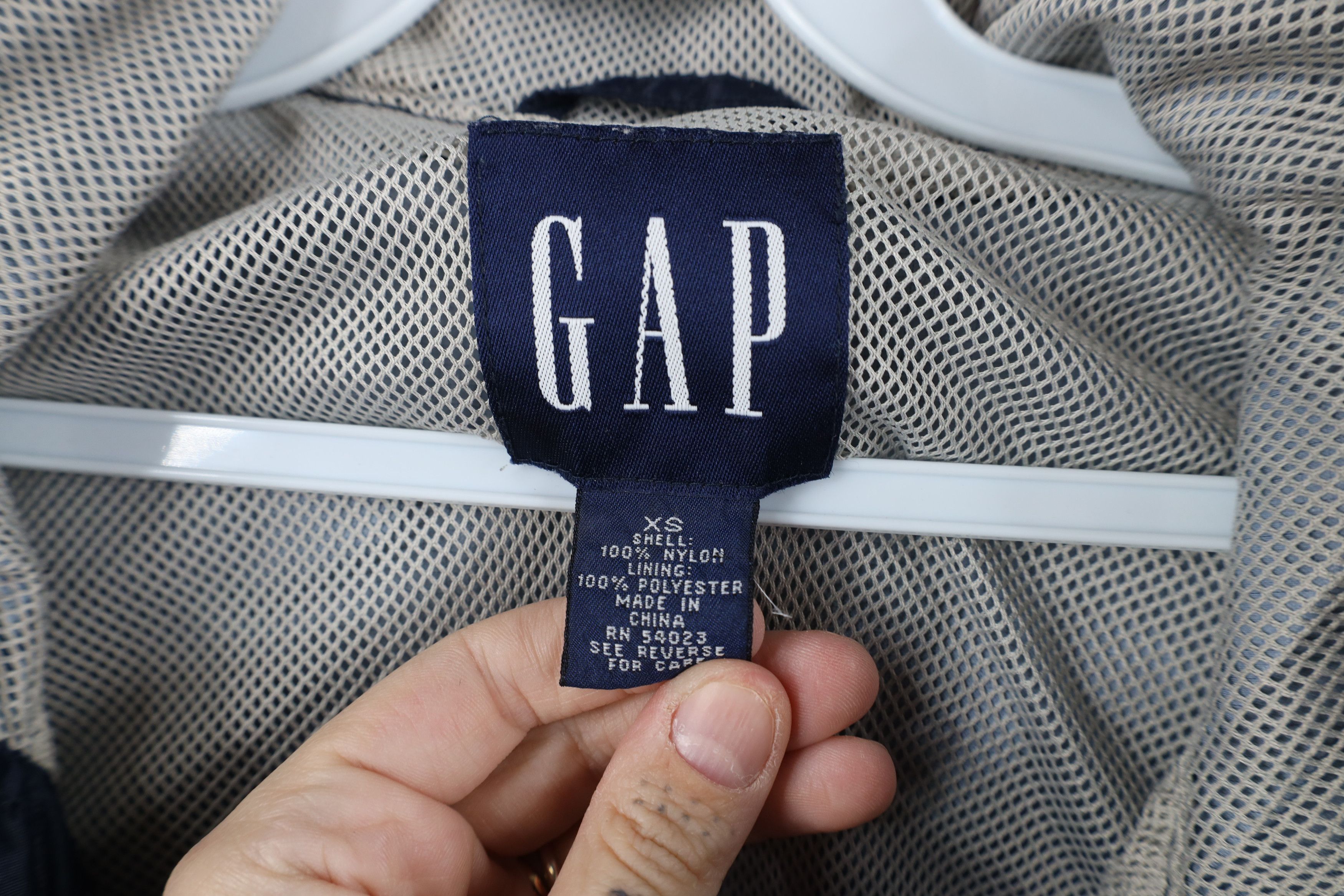 Gap × Vintage Vintage Y2K 2000 Gap Hooded Windbreaker Vest Jacket Size US XS / EU 42 / 0 - 7 Thumbnail