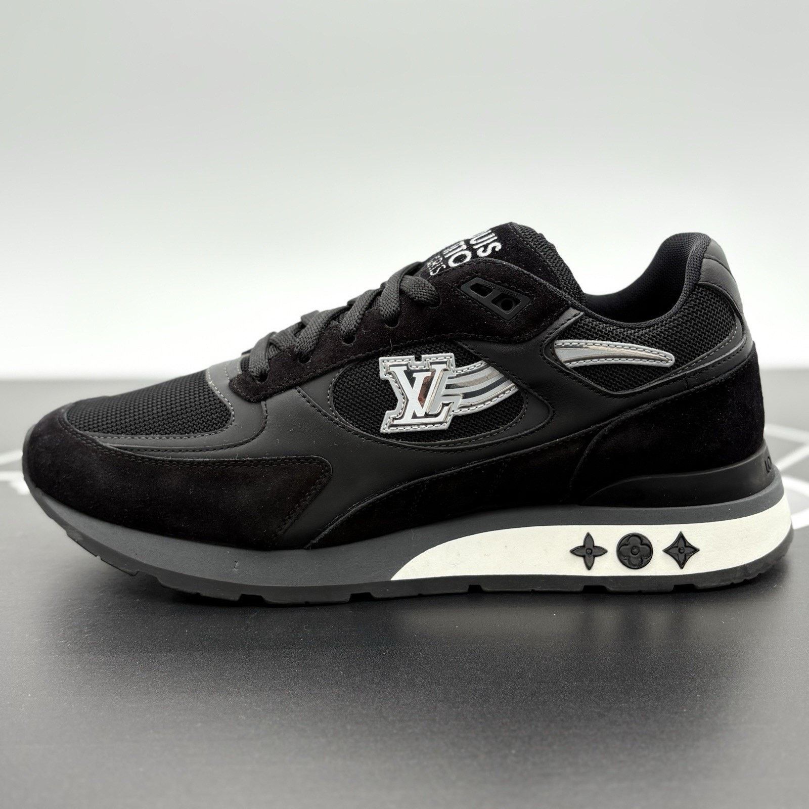 Louis Vuitton Louis Vuitton Run Away Low ' Black ' | EXCELLENT CONDITION! Size US 9.5 / EU 42-43 - 8 Thumbnail