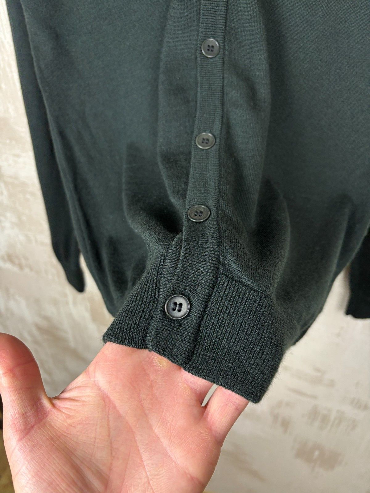 Cos COS Merino Wool Cardigan Sweater Jumper V-neck Size US S / EU 44-46 / 1 - 11 Thumbnail