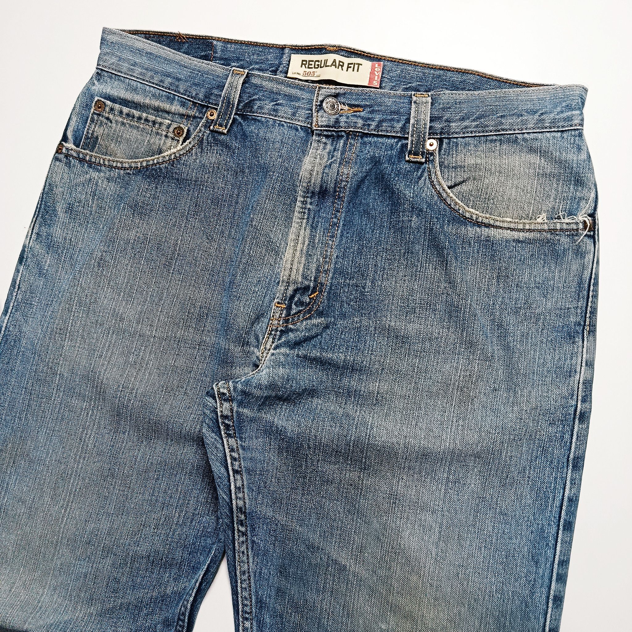 Levi's Vintage Levi’s 505 Regular Fit Denim Jeans Size US 36 / EU 52 - 3 Thumbnail