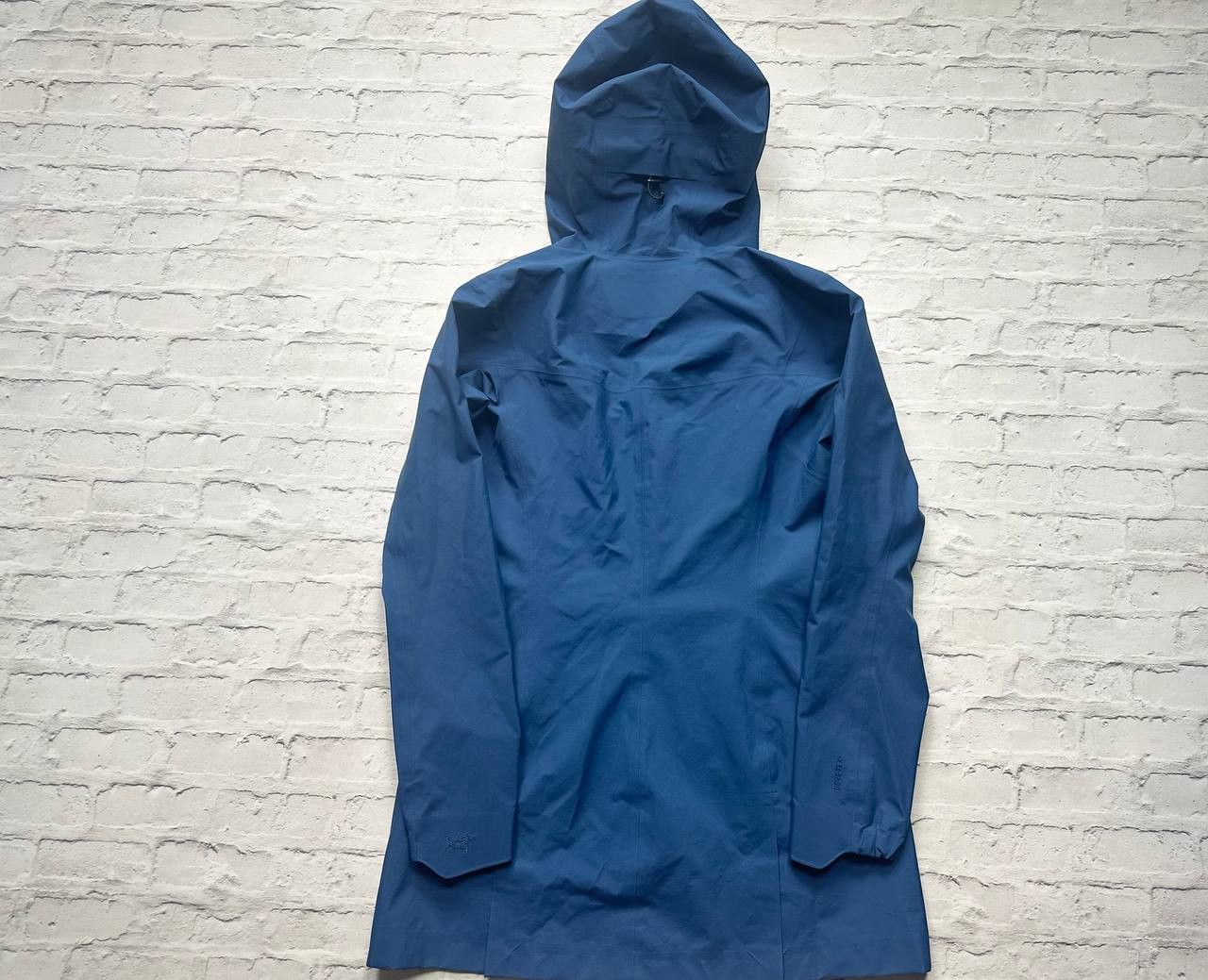 Arc'teryx Arcteryx Codetta Coat Rare Womens Jacket Goretex S Size S / US 4 / IT 40 - 2 Thumbnail