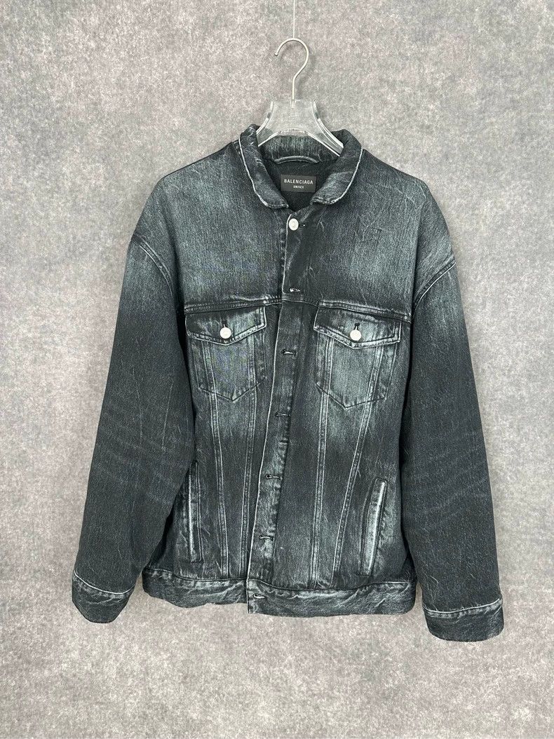 Balenciaga Balenciaga Gradient color washing to make old cowboy cotto Size US L / EU 52-54 / 3 - 1 Thumbnail