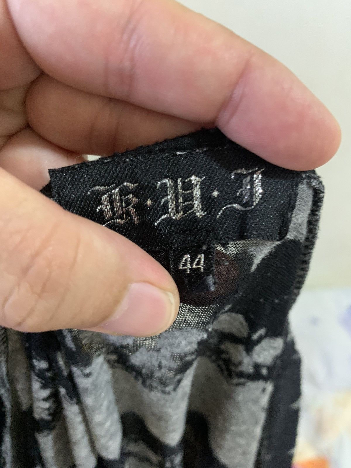 Japanese Brand Japanese Brand KUI Skull Rock Metal Long Sleeve Size S / US 4 / IT 40 - 11 Thumbnail