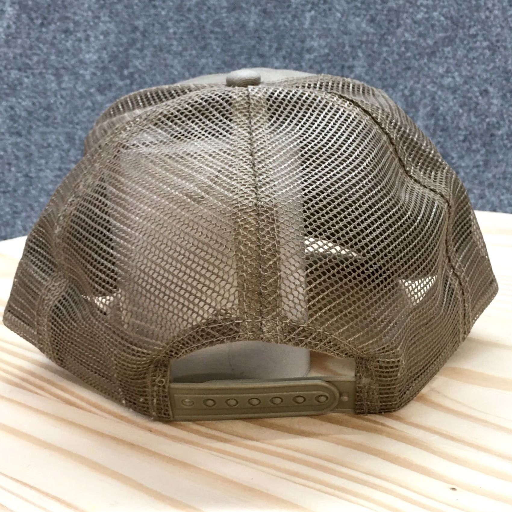 Bass Pro Shops Bass Pro Shops Trucker Hat Mens Beige OS Adjustable Curved Brim Embroidered Logo Size ONE SIZE - 7 Thumbnail