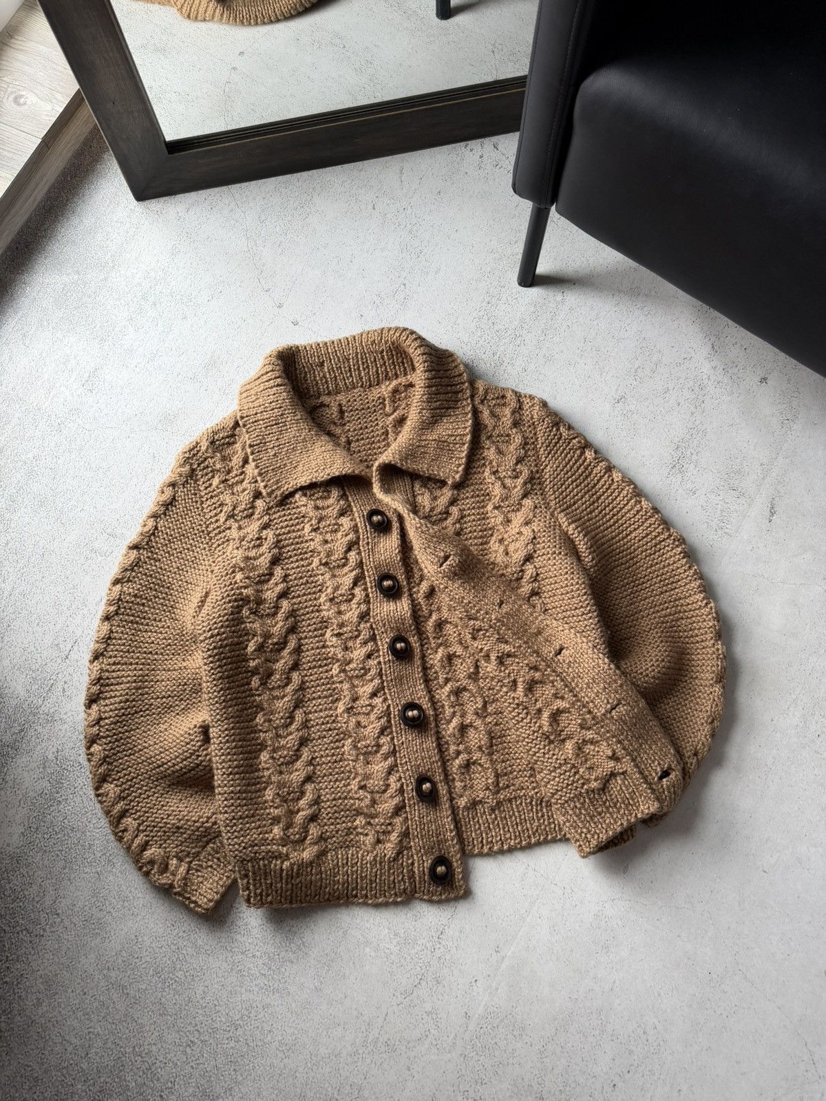 Handmade Hand Made Vintage Brown Button Heavy Sweater Cardigan Size US L / EU 52-54 / 3 - 11 Thumbnail