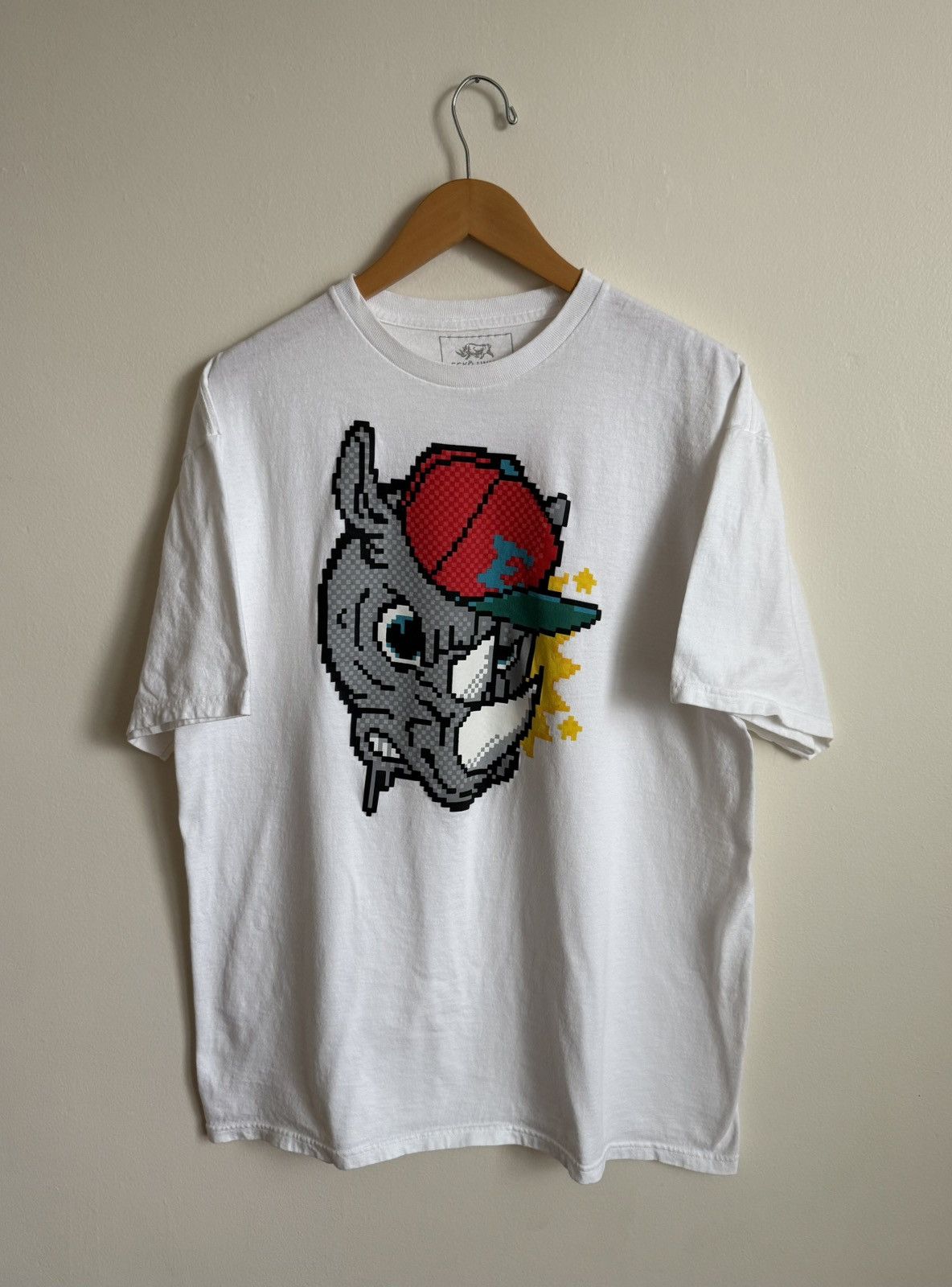 Ecko Unltd. × Vintage Ecko Unltd Rhino Pixel Art Graphic T-Shirt Size XL Size US XL / EU 56 / 4 - 1 Thumbnail