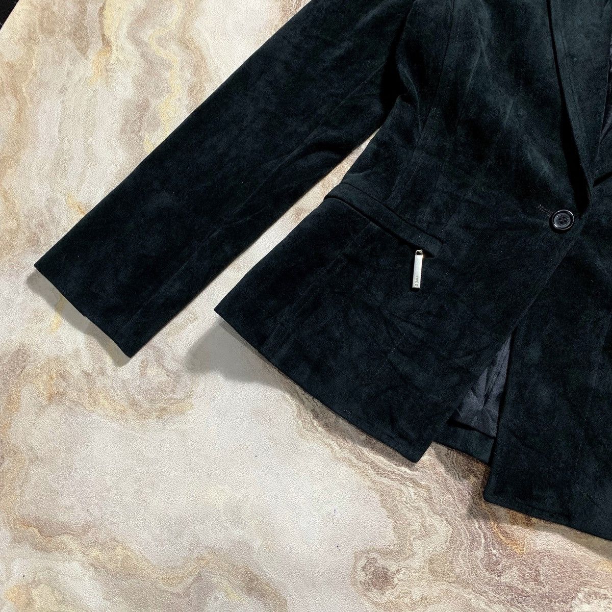 Japanese Brand Ined By Yohji Yamamoto Velvet Blazer Size US S / EU 44-46 / 1 - 4 Thumbnail