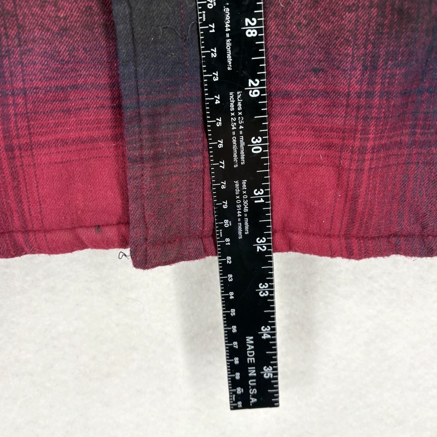 Vintage VINTAGE Towncraft Shirt Jacket Mens L Red Plaid Flannel Quilted Lined Insulated Casual Workwear Jacket Size US L / EU 52-54 / 3 - 7 Thumbnail