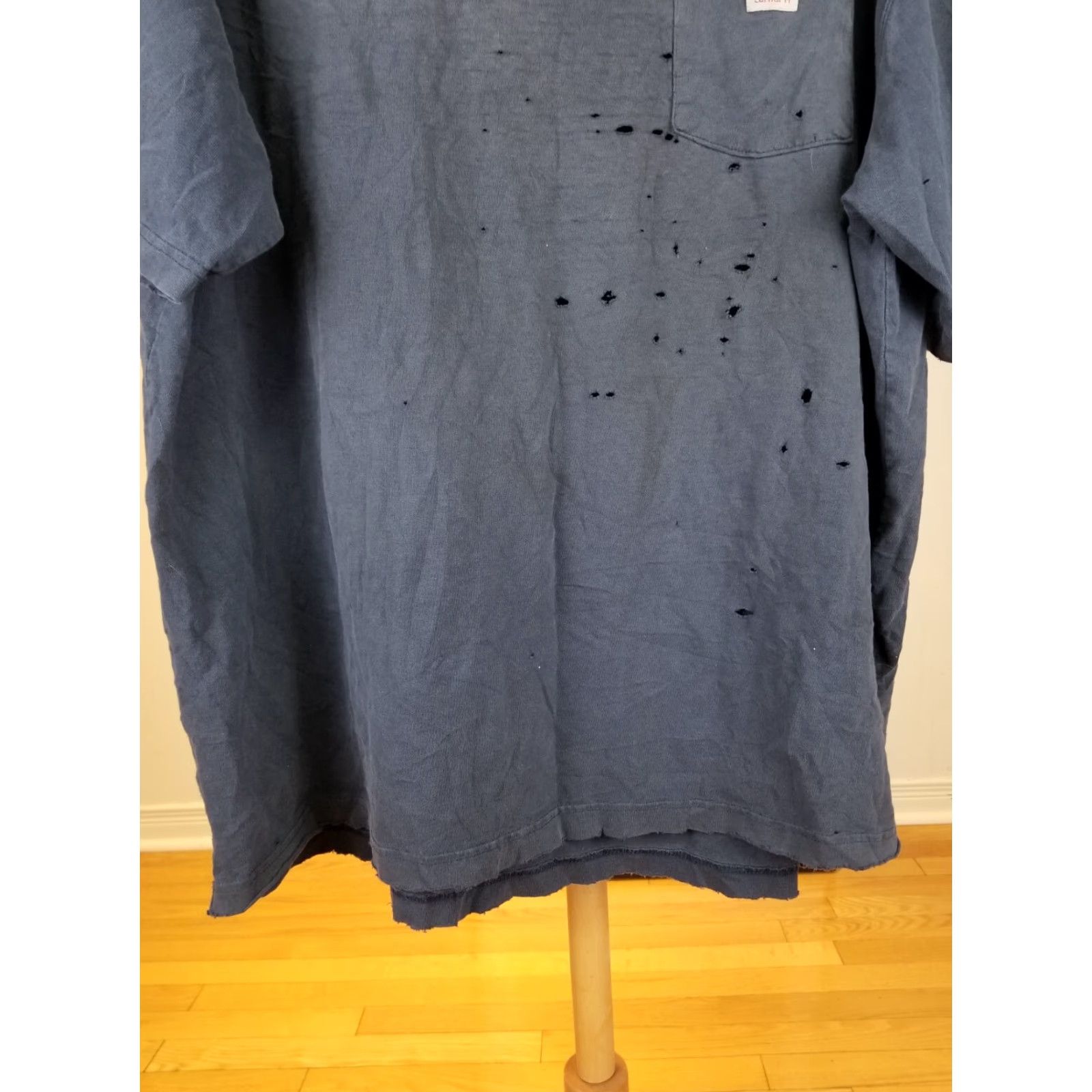 Carhartt VINTAGE Carhartt T-Shirt Navy 2XL Carhartt One Pocket Gradiant Sun Fade Trash/Grunge Cotton T-Shirt Size US XXL / EU 58 / 5 - 3 Thumbnail