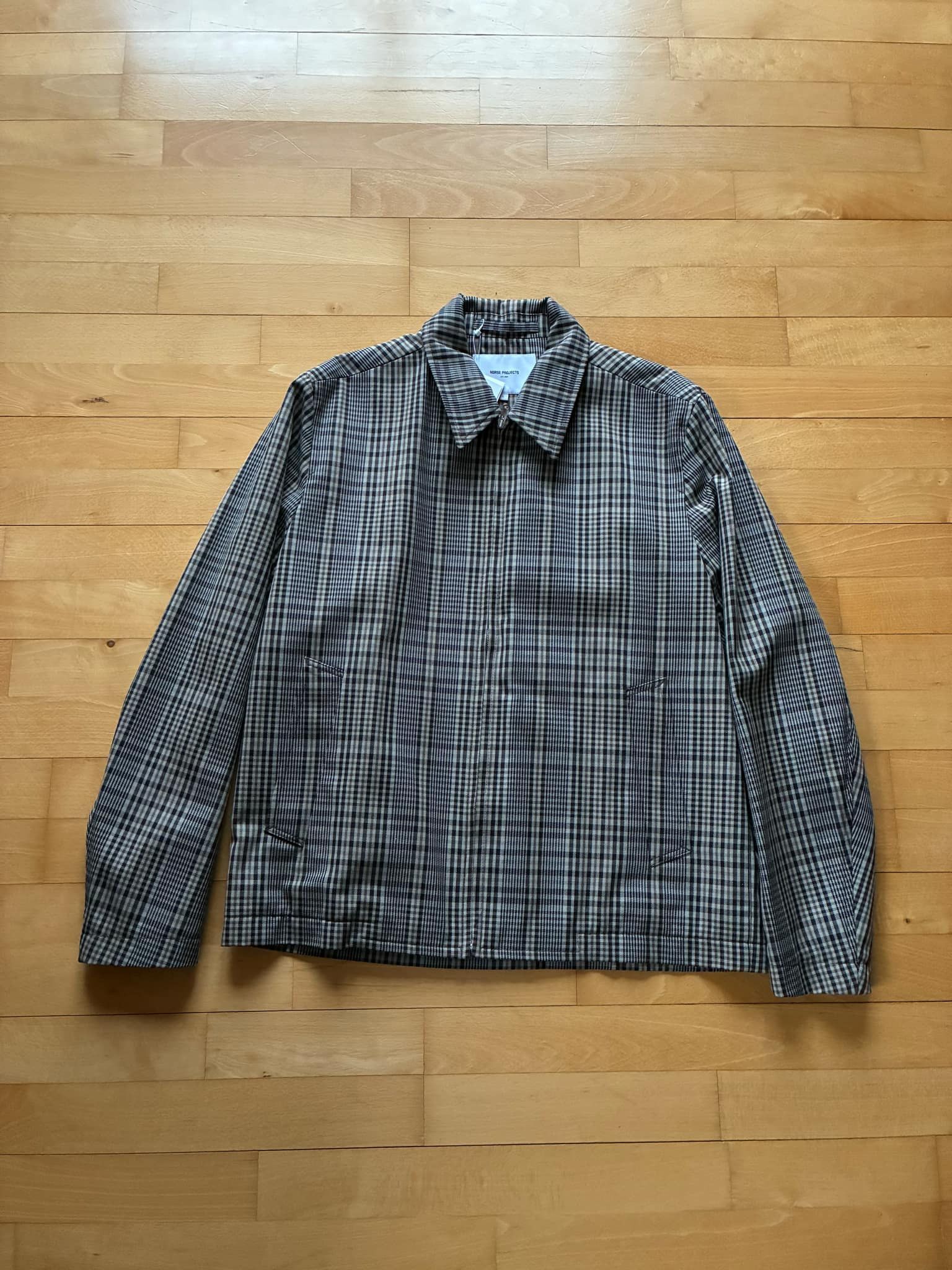 Elliot compact jacket