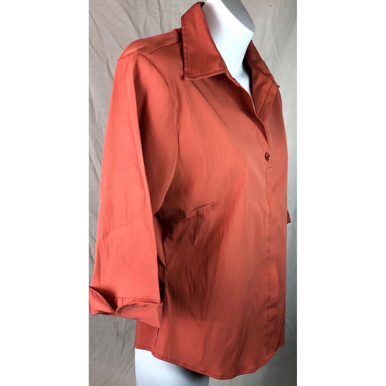 Vintage Vintage Rue 21 Top M Dk Coral 3/4 Sleeves Hidden Button Collared Office Career Shirt Womens Size M / US 6-8 / IT 42-44 - 3 Thumbnail