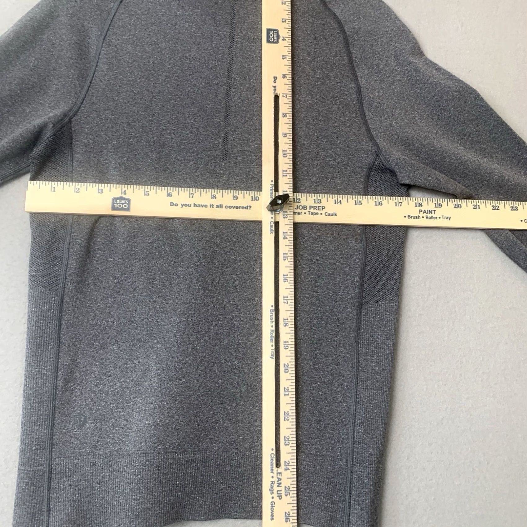 Lululemon Lululemon Pulse Jacket Mens Small Gray Full Zip Stretch Activewear Athletic Pocket Slim Mid-Length Regular Fit Shirt Hoodie not included Size US S / EU 44-46 / 1 - 5 Thumbnail