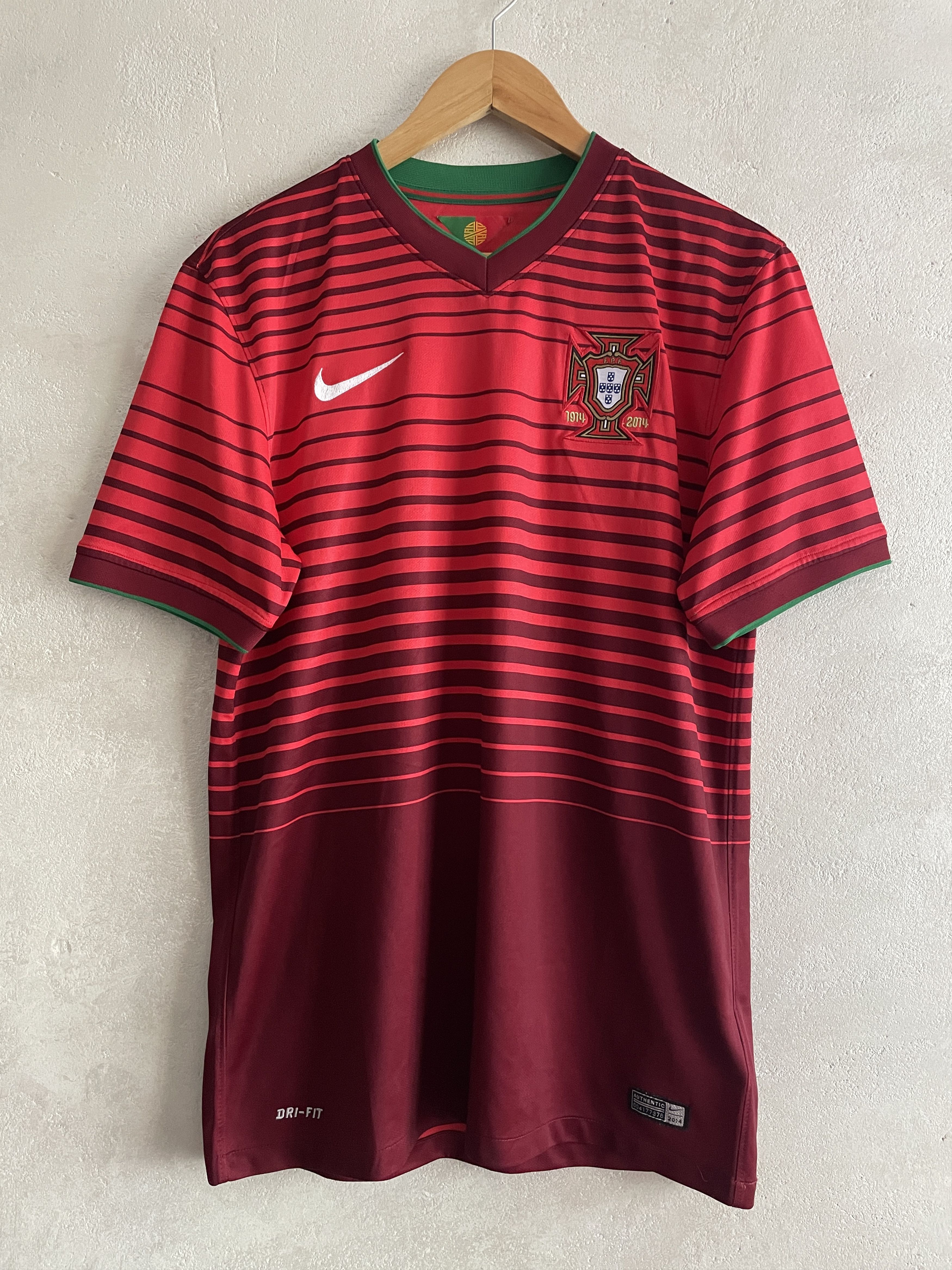 Nike Portugal Home Kit Shirt 2014 2015 Soccer Jersey Camiseta Size US M / EU 48-50 / 2 - 1 Thumbnail