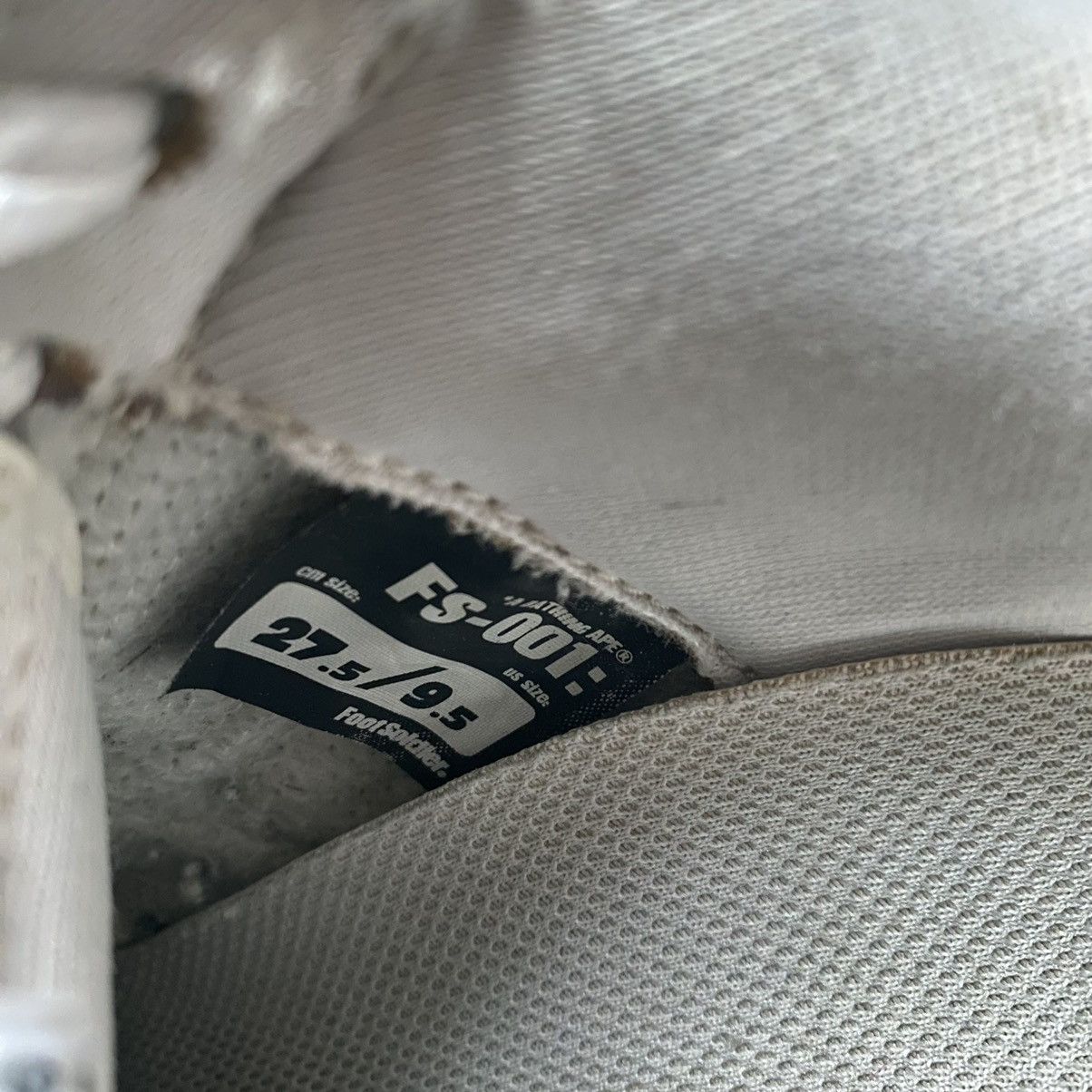 Bape × Kaws A Bathing Ape BAPE x Kaws Bapesta STA sneakers Size US 9.5 / EU 42-43 - 8 Thumbnail