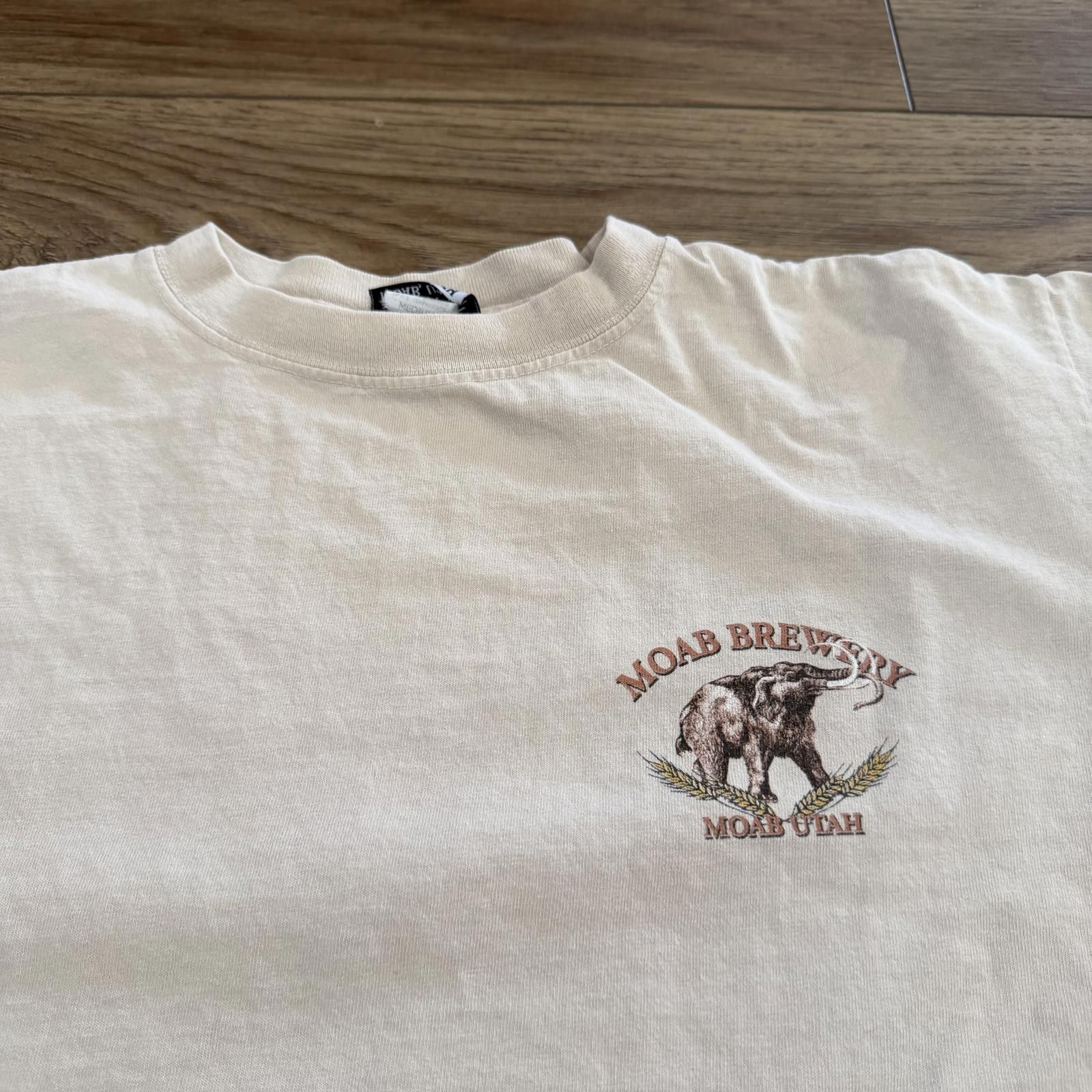 Other Vintage Y2K Beer Elephant Hill Hefeweizen Moab Utah Shirt Size US M / EU 48-50 / 2 - 10 Thumbnail