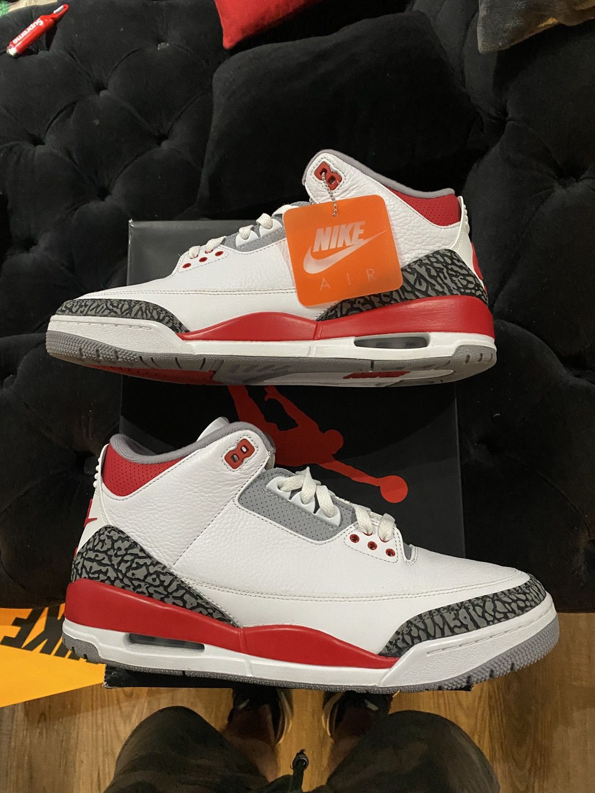 Nike Nike Air Jordan 3 Retro Fire Red Men size 12 DN3707-160 Used Size US 12 / EU 45 - 2 Thumbnail