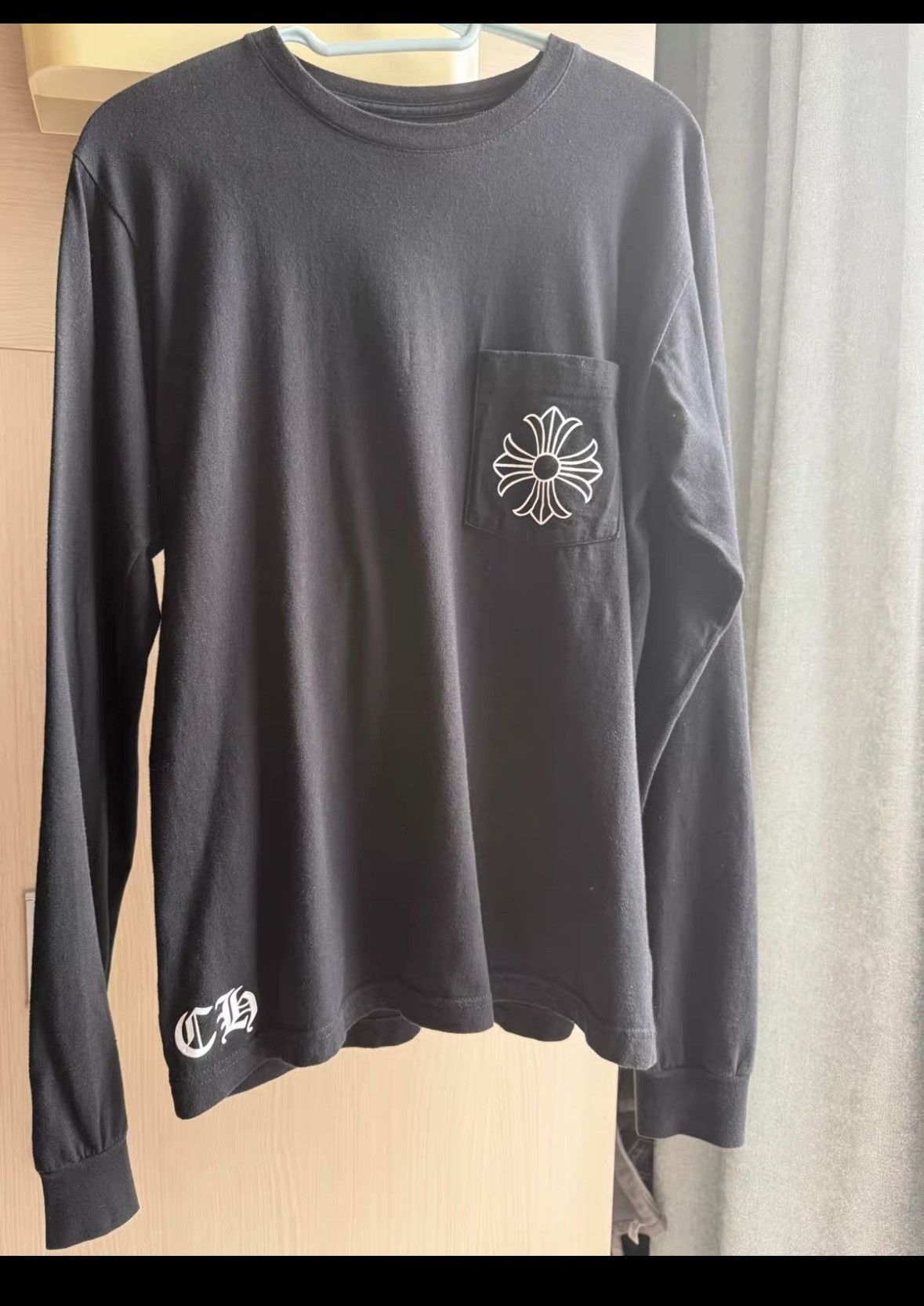 Chrome Hearts CHROME HEARTS Size M Cross scroll ring long sleeve T-shirt Size US M / EU 48-50 / 2 - 2 Thumbnail