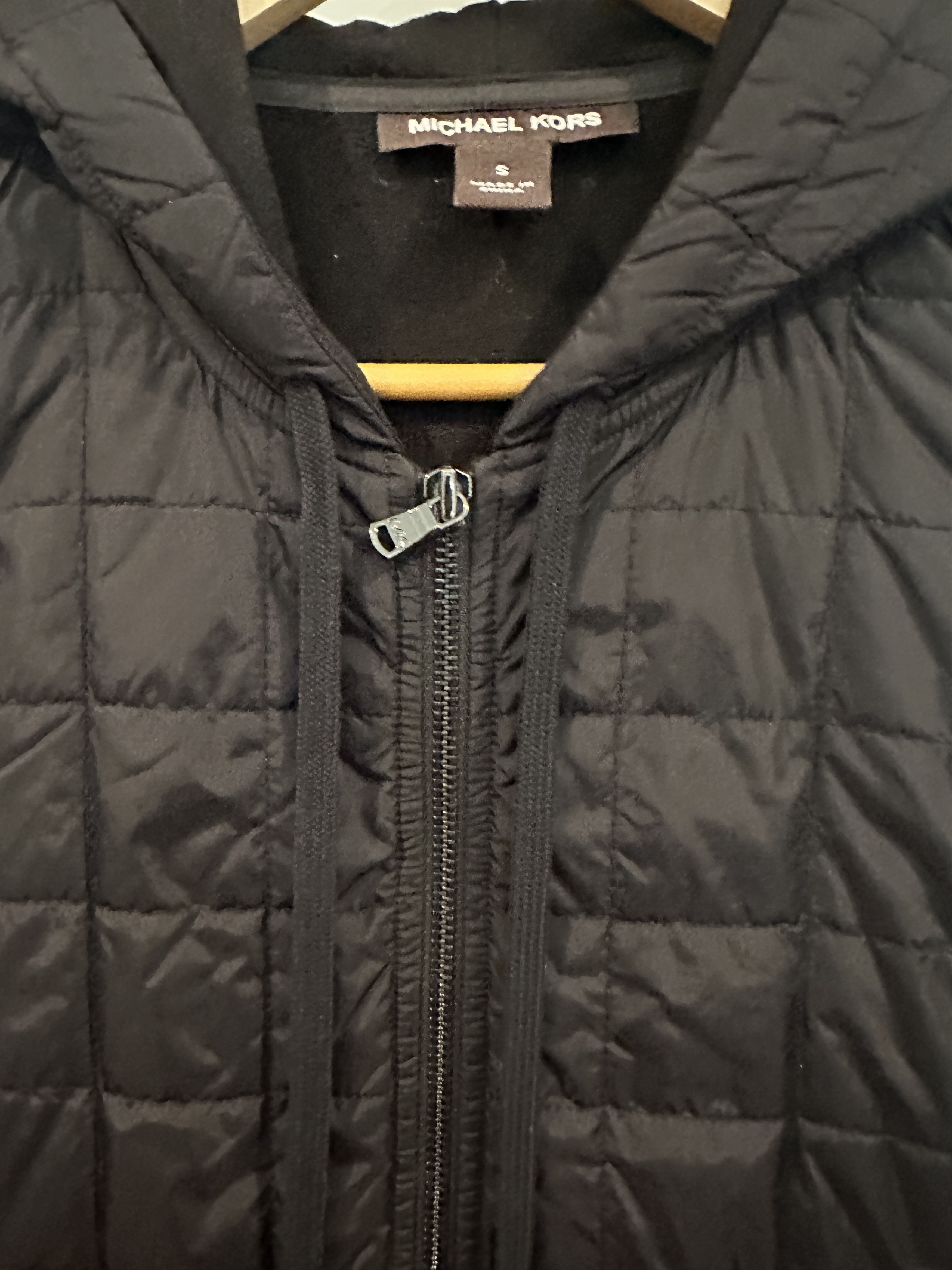 Michael Kors Men’s Black Quilted Hooded Vest Size US S / EU 44-46 / 1 - 3 Thumbnail