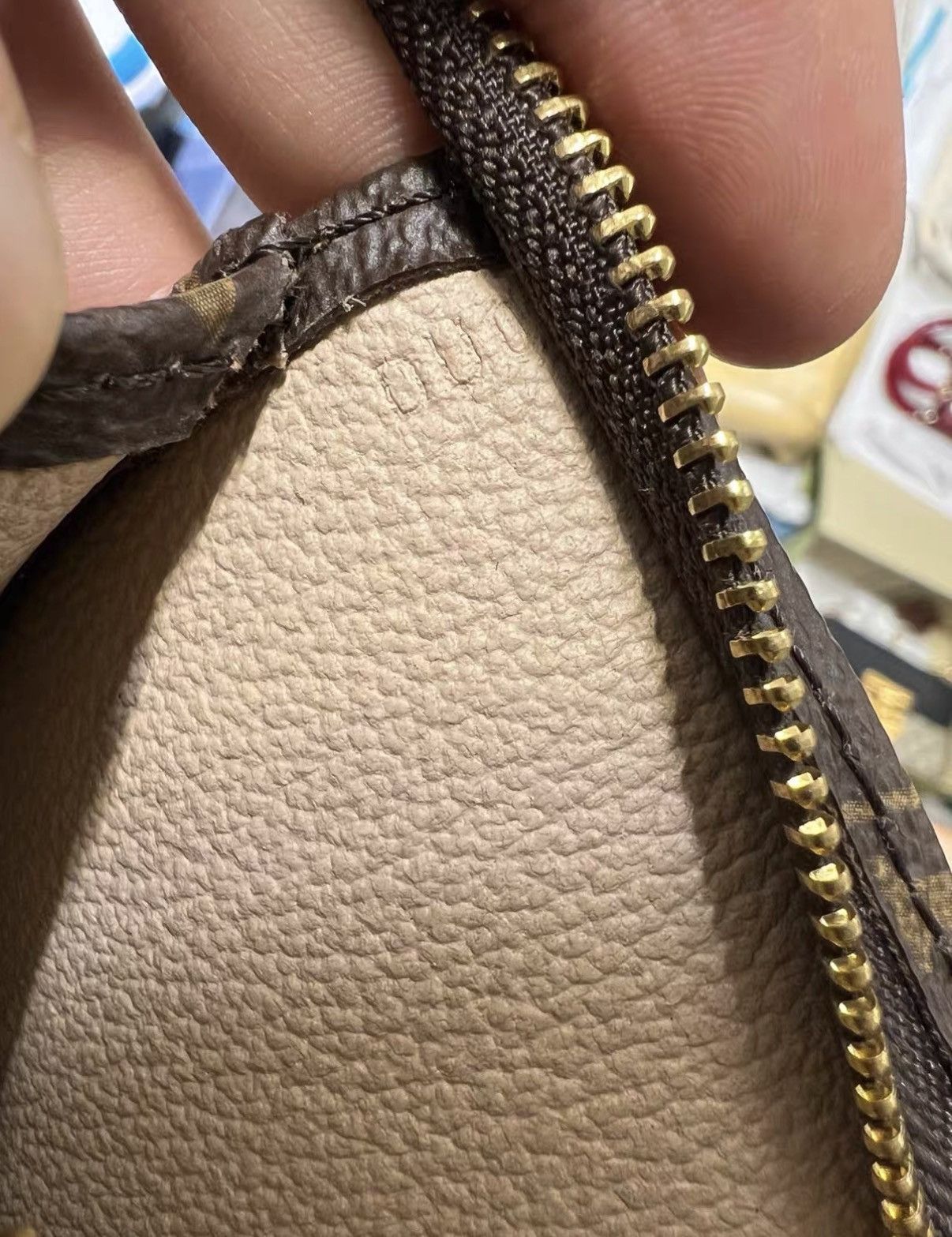 Louis Vuitton Louis Vuitton Monogram Pouch 26 J42 Size ONE SIZE - 6 Thumbnail