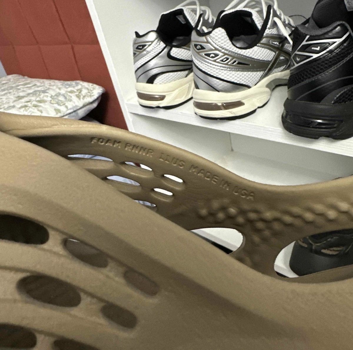 Yeezy Yeezy Foam Runner ‘Clay Taupe’ Size US 11 / EU 44 - 5 Thumbnail