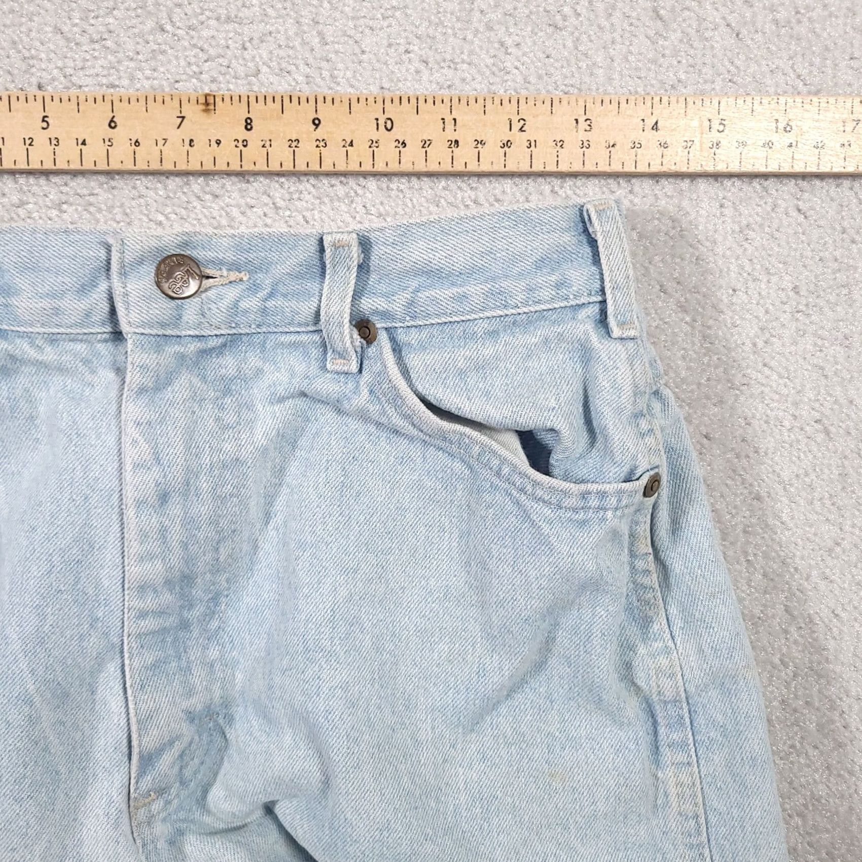 Lee VINTAGE Lee Mom Jean Cut Off Shorts 12M High Rise USA Blue Distressed Stained Size 34" / US 12 / IT 48 - 4 Thumbnail