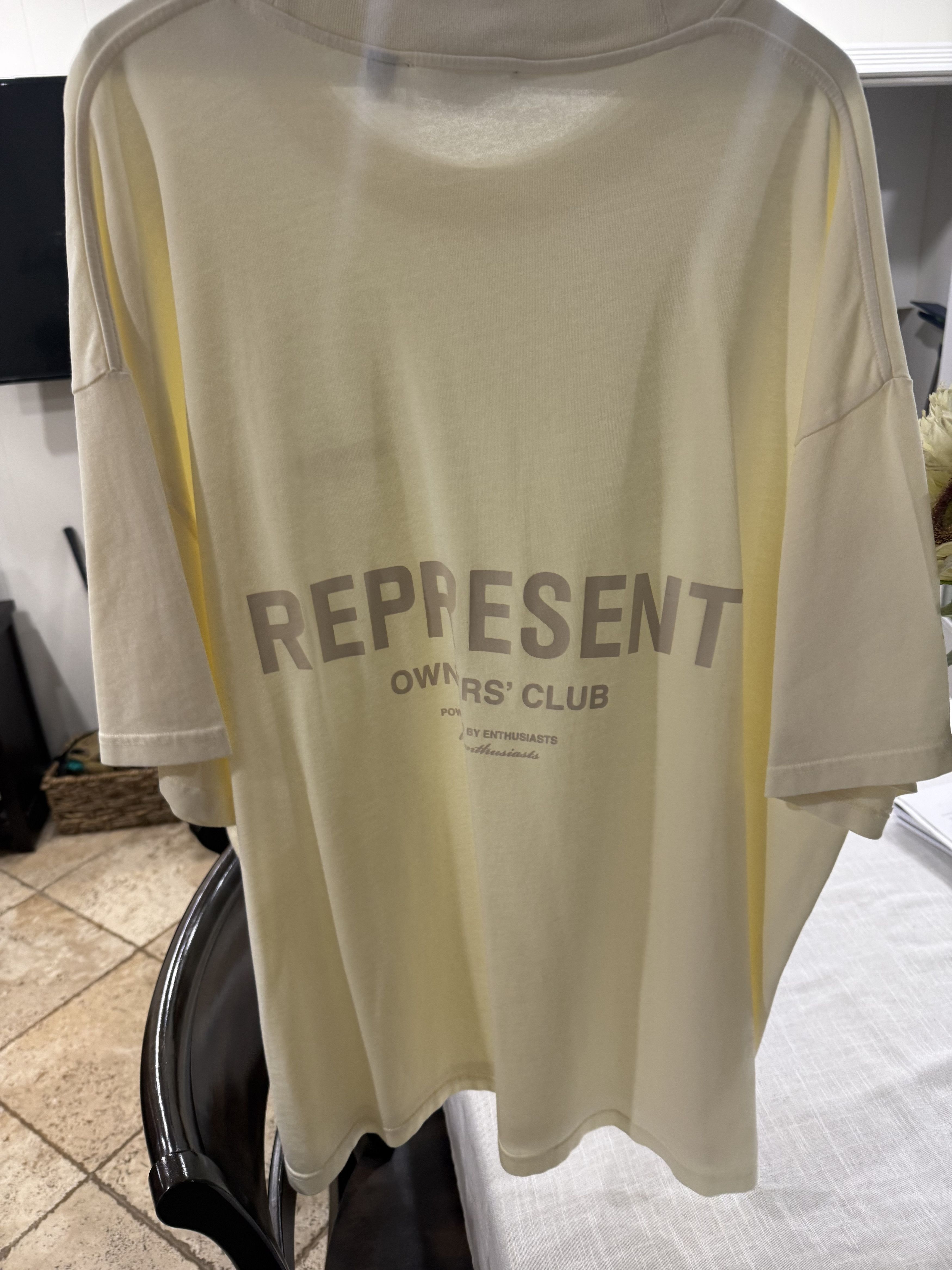 Represent Clo. REPRESENT Butter Cream XXL Owners club t-shirt Size US XXL / EU 58 / 5 - 3 Thumbnail