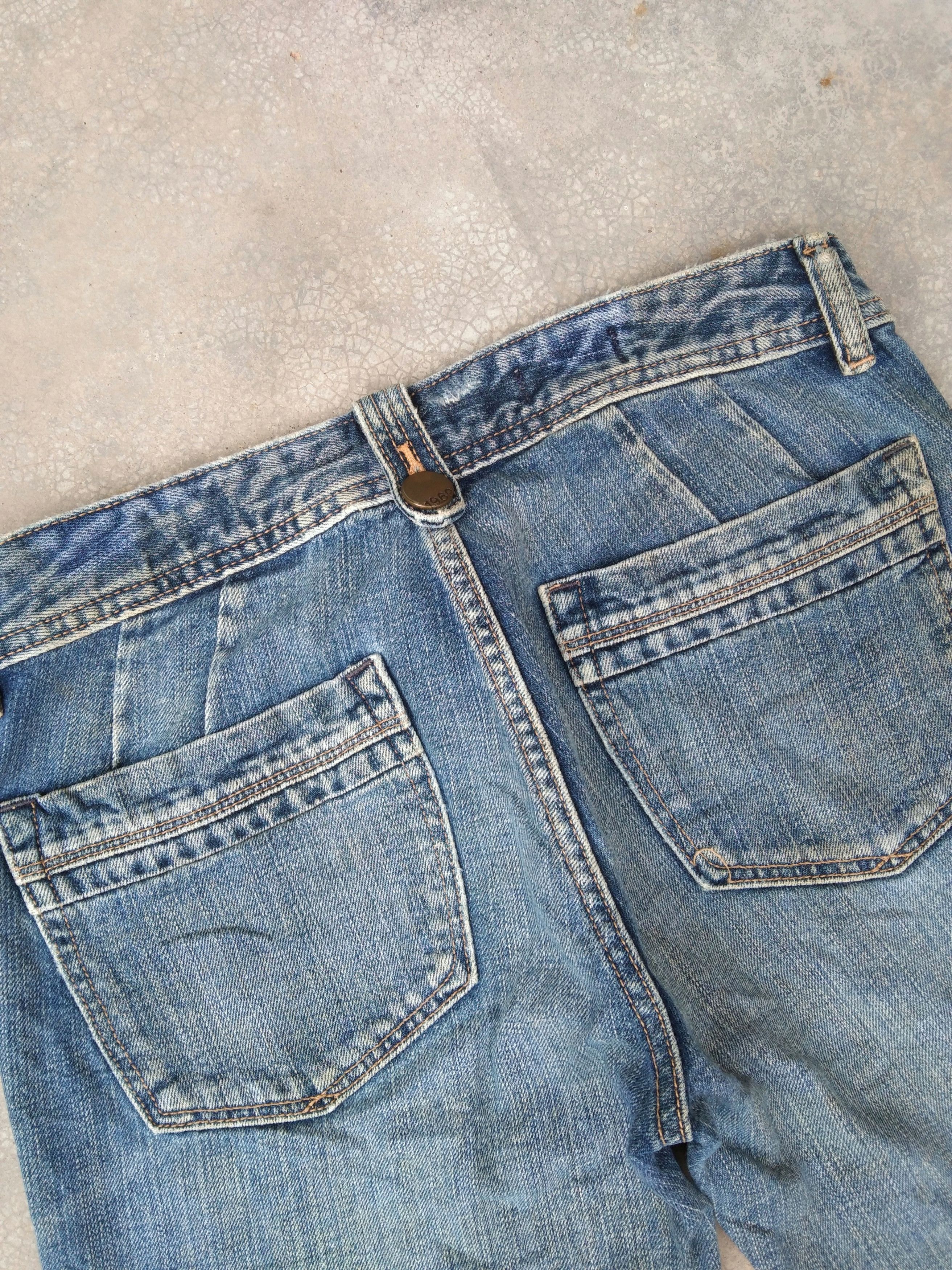Gap Vintage Gap 1969 Flared Jeans 29x32 Size US 29 - 3 Thumbnail