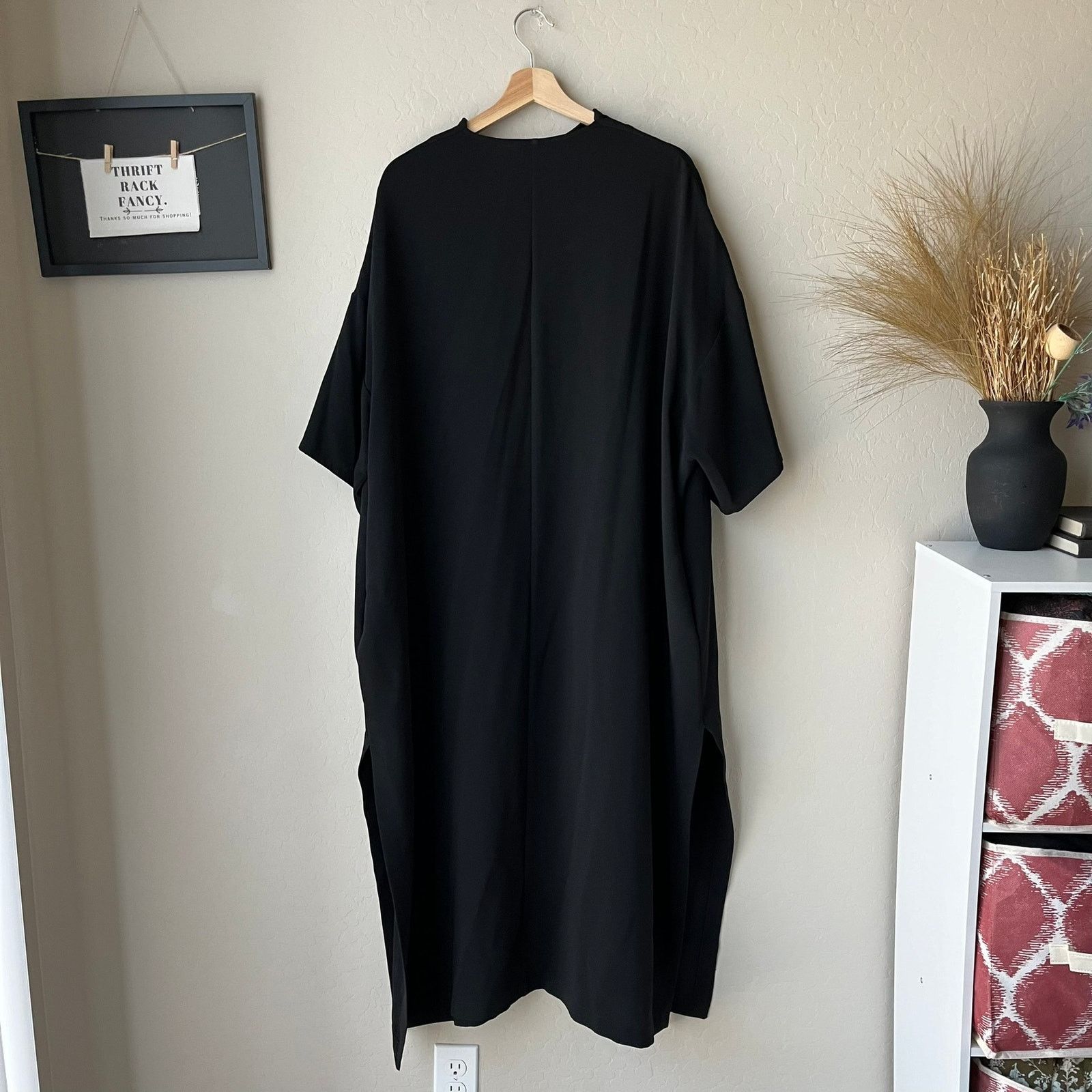 Shaina Mote Shaina Mote Dress Black Short Sleeve Relaxed Midi Dress OS Size ONE SIZE - 7 Thumbnail