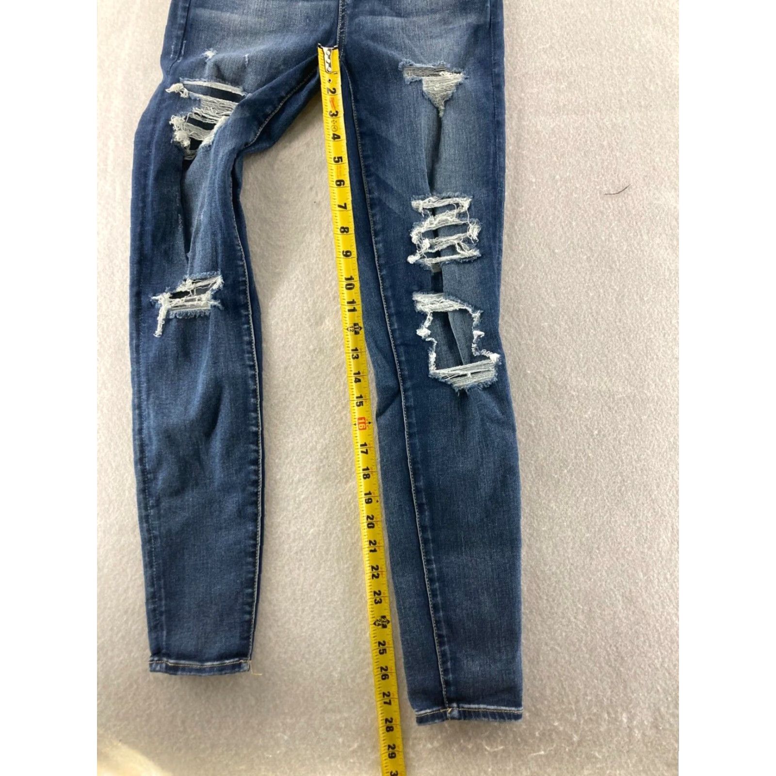 Vintage VINTAGE Distressed overalls womens 26x28 Distressed Size 26" / US 2 / IT 38 - 5 Thumbnail