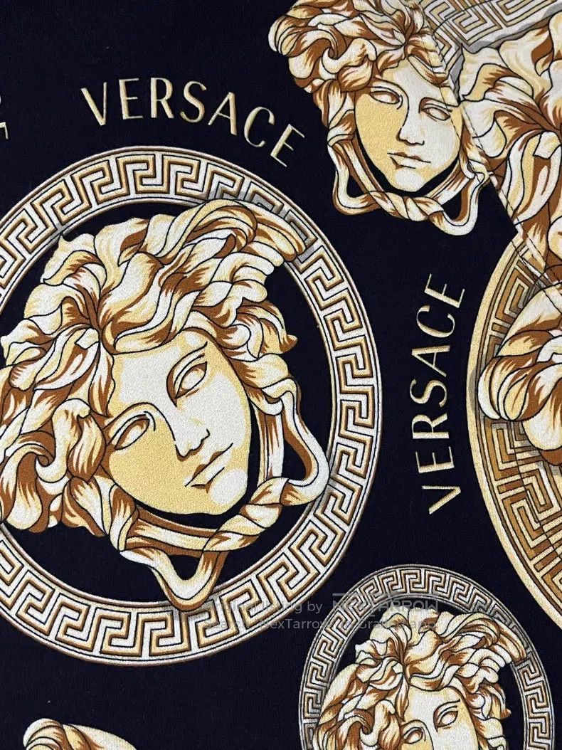 Versace Versace Jacket and sweatshirt Size US M / EU 48-50 / 2 - 5 Thumbnail