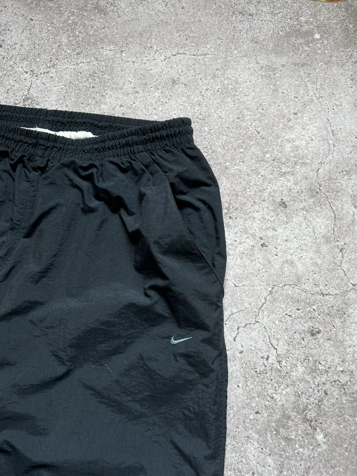 Nike × Vintage Vintage Nike Track Pants Navy Blue Y2K Size US 36 / EU 52 - 4 Thumbnail
