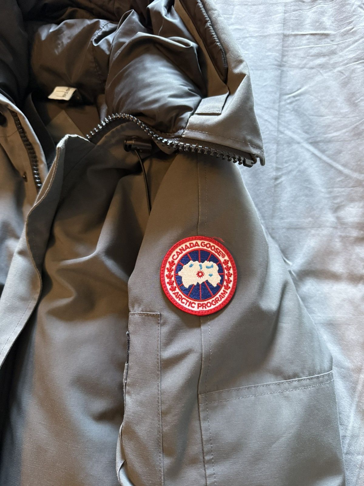 Canada Goose Canada Goose Chilliwack Bomber Grey Size US M / EU 48-50 / 2 - 7 Thumbnail