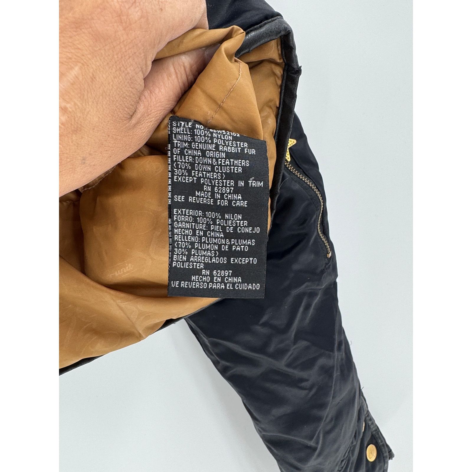 G-Unit G Unit black cropped down jacket rabbit fur size M Y2K bling Size M / US 6-8 / IT 42-44 - 7 Thumbnail