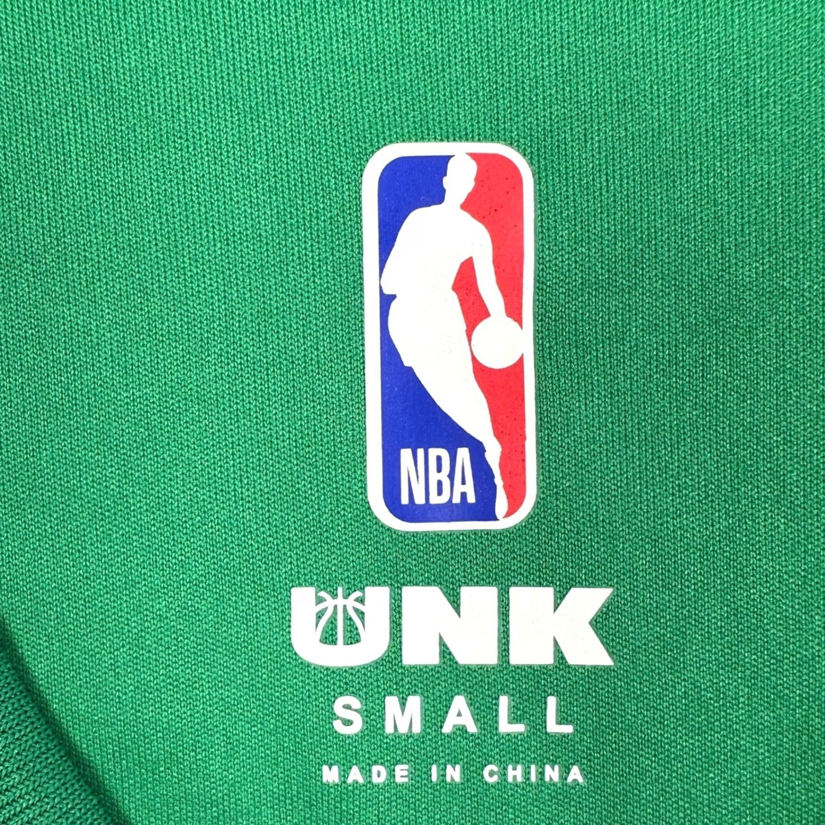 NBA UNK Boston Celtics T-Shirt Mens Small Green Long Sleeve NBA Tee EUC Size US S / EU 44-46 / 1 - 4 Thumbnail