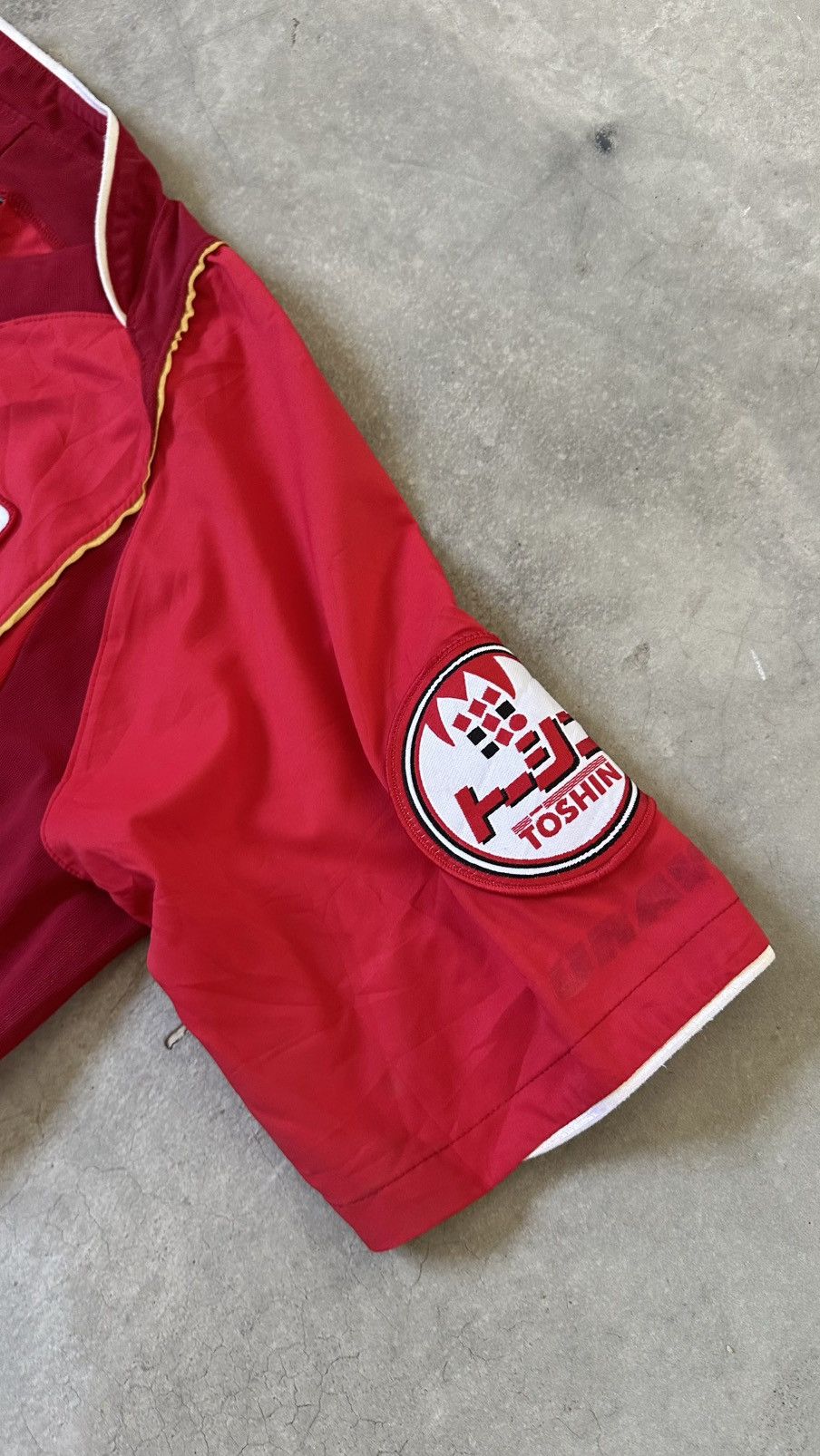 Nike VINTAGE NIKE URAWA RED DIAMOND 2004 JLEAGUE JERSEY Size US L / EU 52-54 / 3 - 5 Thumbnail
