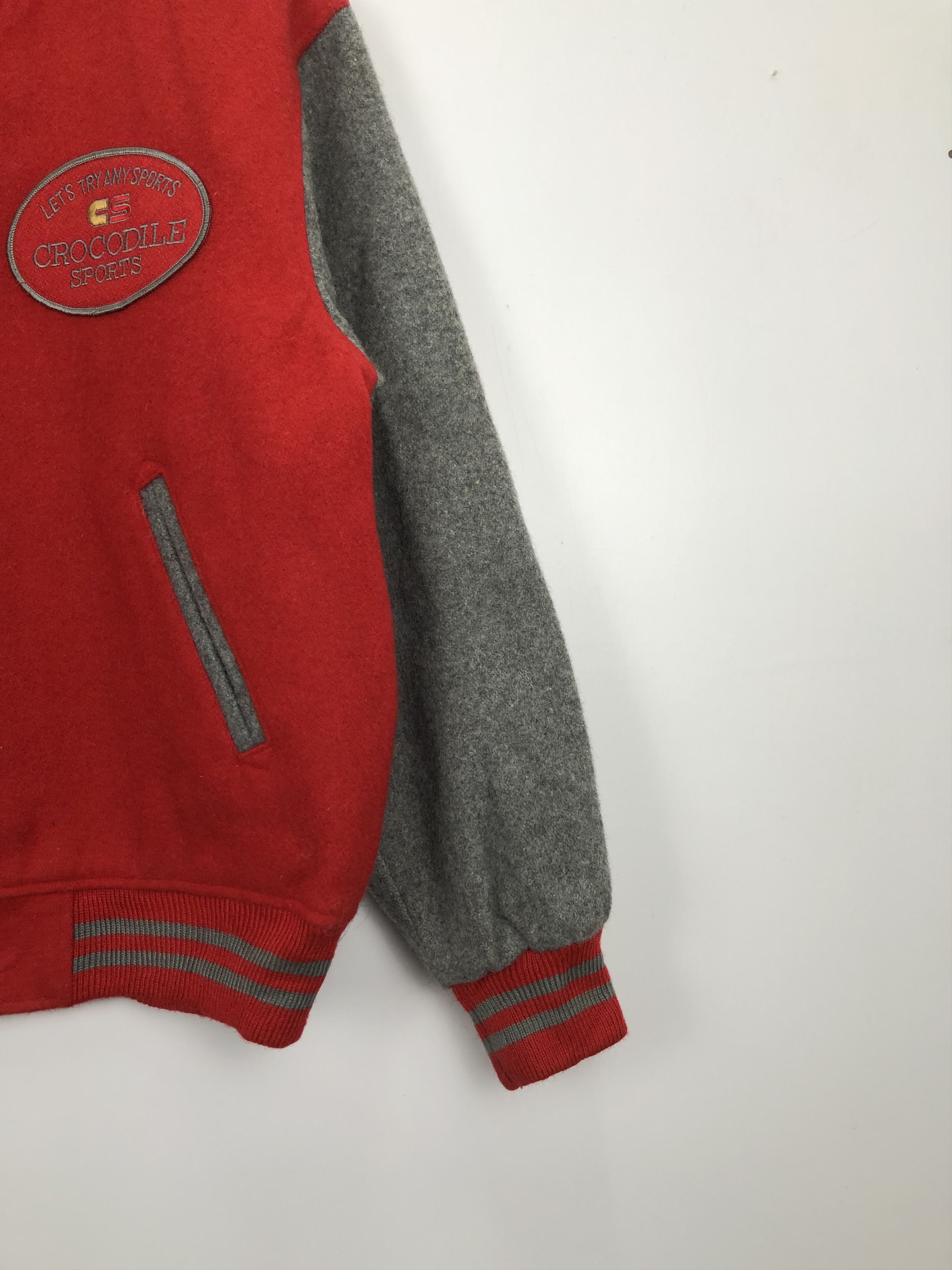 Vintage Vintage 90s Crocodile Wool Varsity Jacket Red V0354 Size US M / EU 48-50 / 2 - 5 Thumbnail
