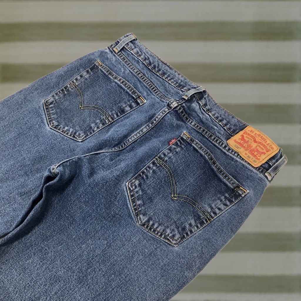 Levi's VINTAGE Levi's 514 Jeans Men’s 36x28.5 Med Blue Wash Straight 5-Pocket Denim Regular Mens Size US 36 / EU 52 - 1 Thumbnail