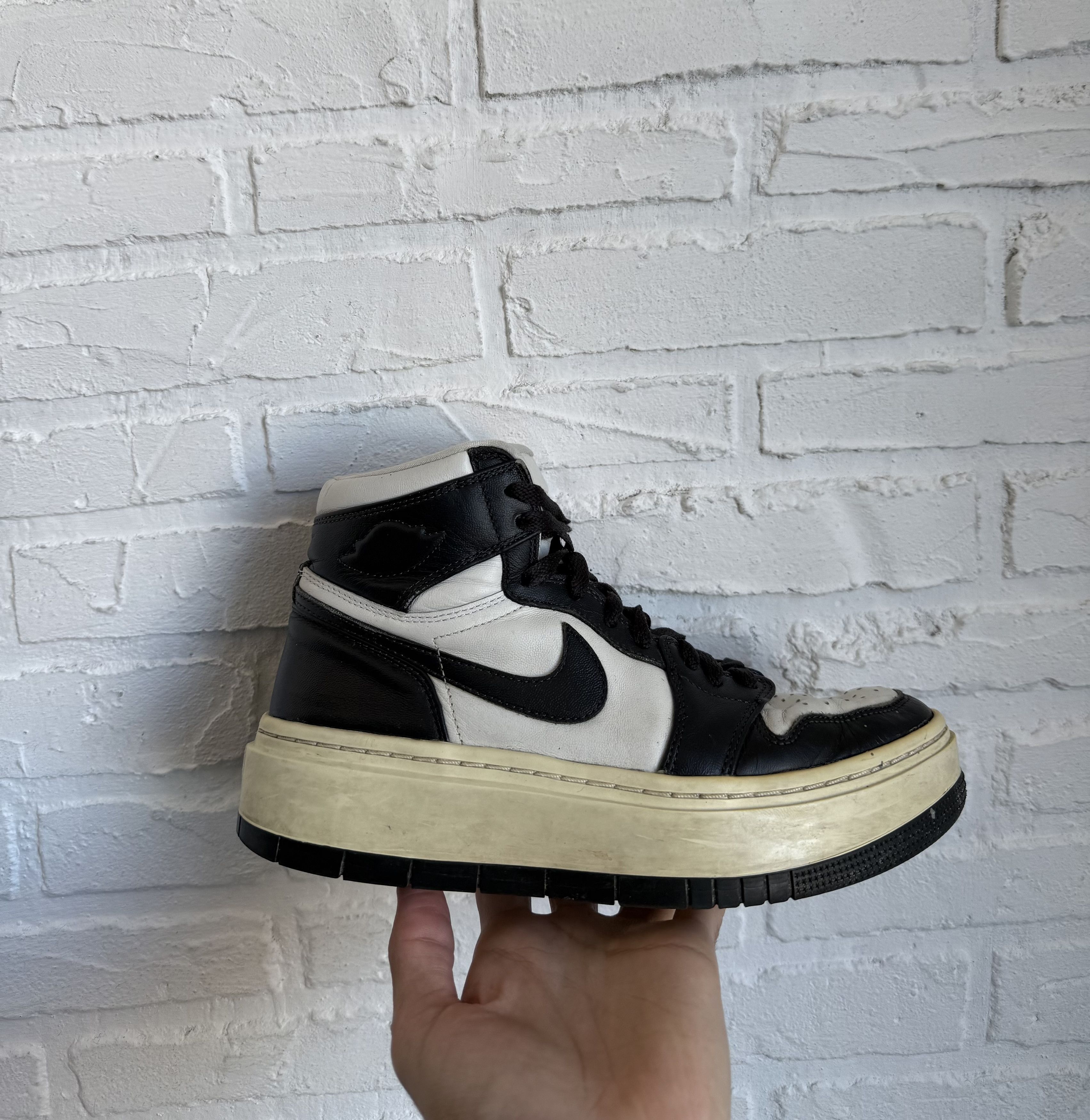 Nike Nike Air Jordan 1 Elevate Mid geobasket sneakers Size US 7.5 / EU 40-41 - 1 Thumbnail