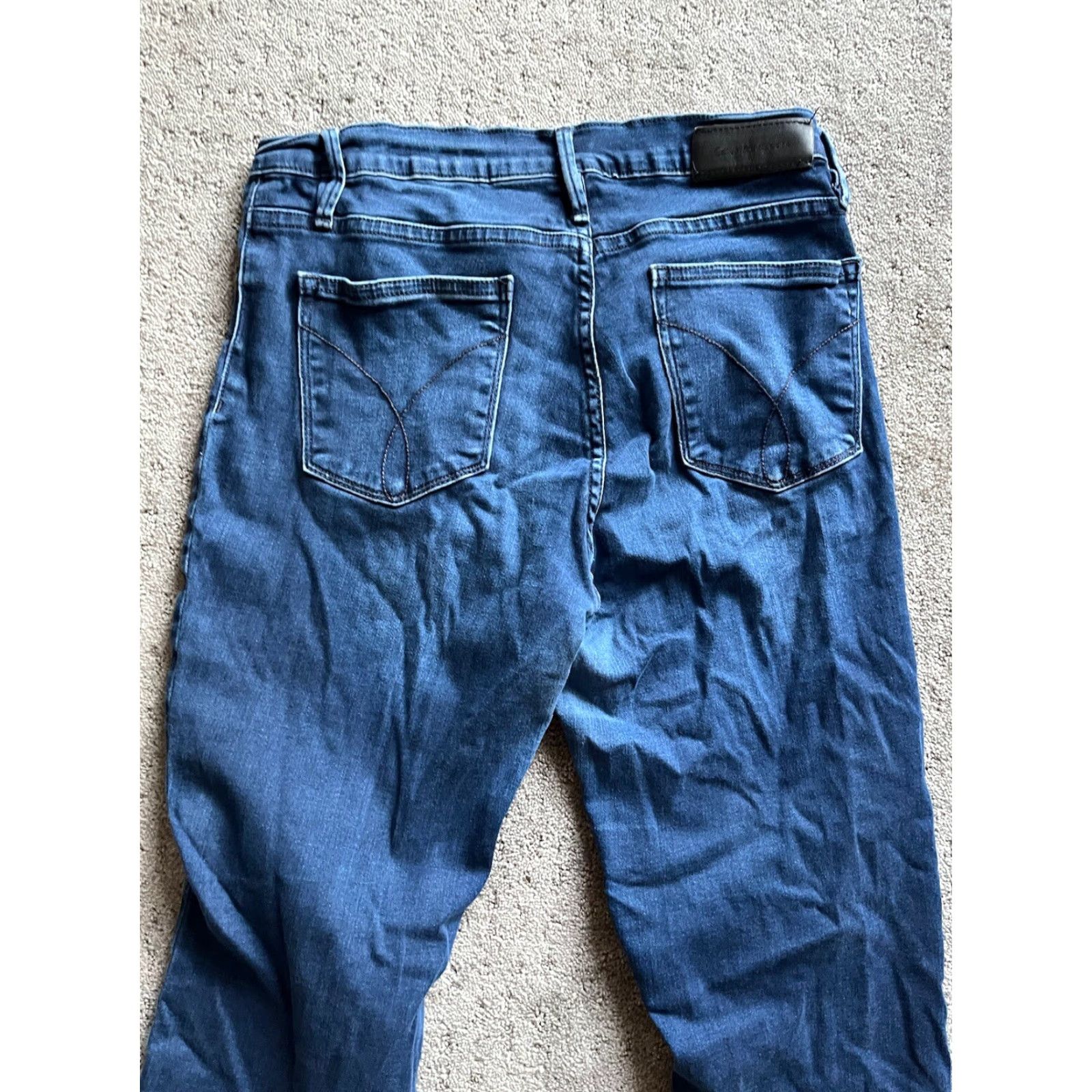 Calvin Klein VINTAGE? (No) Calvin Klein Jeans Leggings Women's Skinny Mid Rise Blue 30 Regular Size W30 L00 Adult Women Jeans Skinny 90s Style? Size 30" / US 8 / IT 44 - 4 Thumbnail