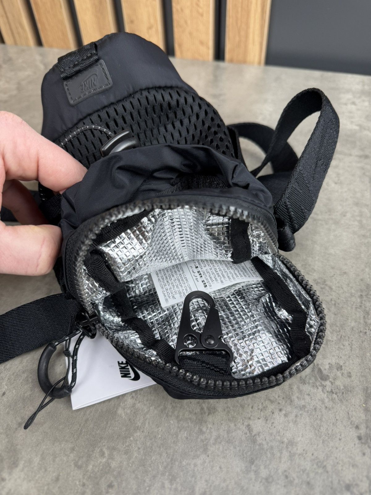 Nike Nike Tech Bottle Bag Black OS Size ONE SIZE - 6 Thumbnail
