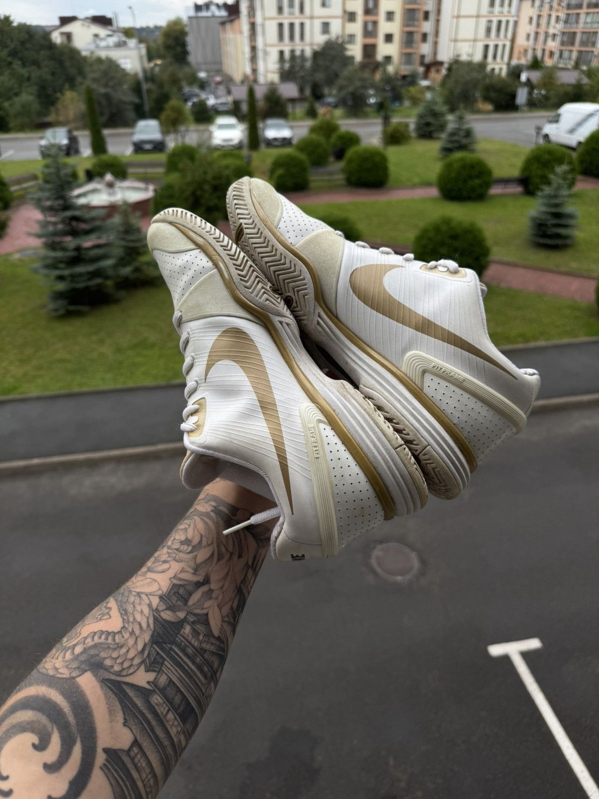 Nike Nike Lunar Vapor Tour Federer Tennis Wimbledon 2010 Shoes Size US 10 / EU 43 - 9 Thumbnail
