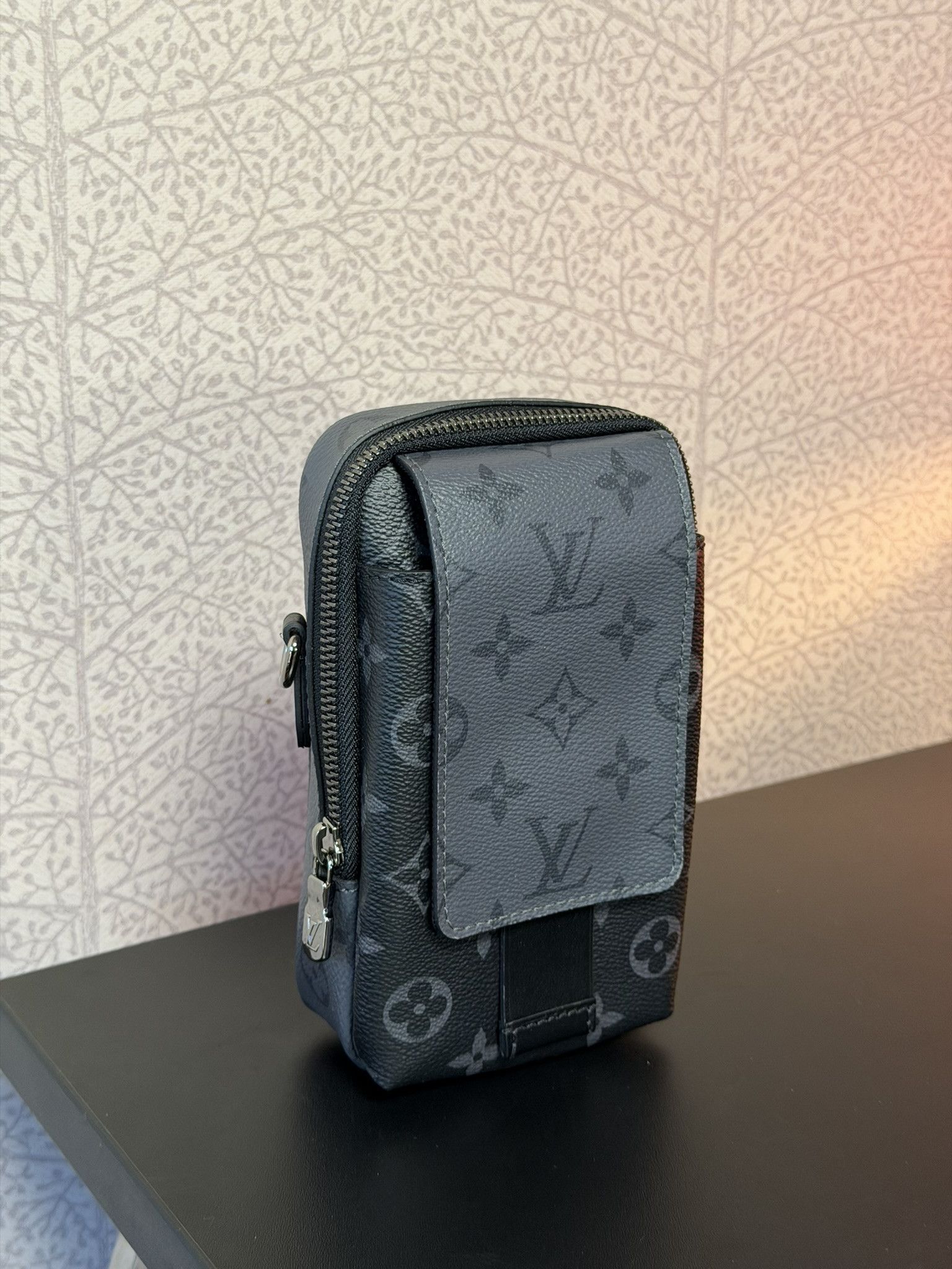 Louis Vuitton LOUIS VUITTON Phone Pouch NM – Monogram Eclipse M81321 Size ONE SIZE - 1 Thumbnail