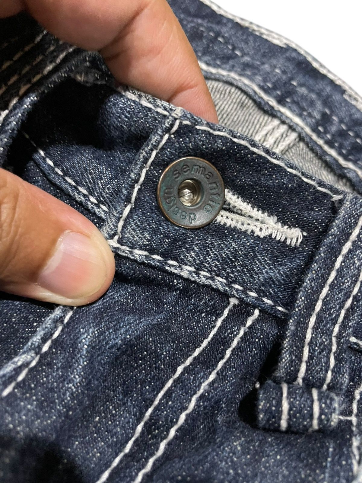 Le Grande Bleu (L.G.B.) Semantic Design Rockers Lowrise Jeans Size US 30 / EU 46 - 16 Thumbnail