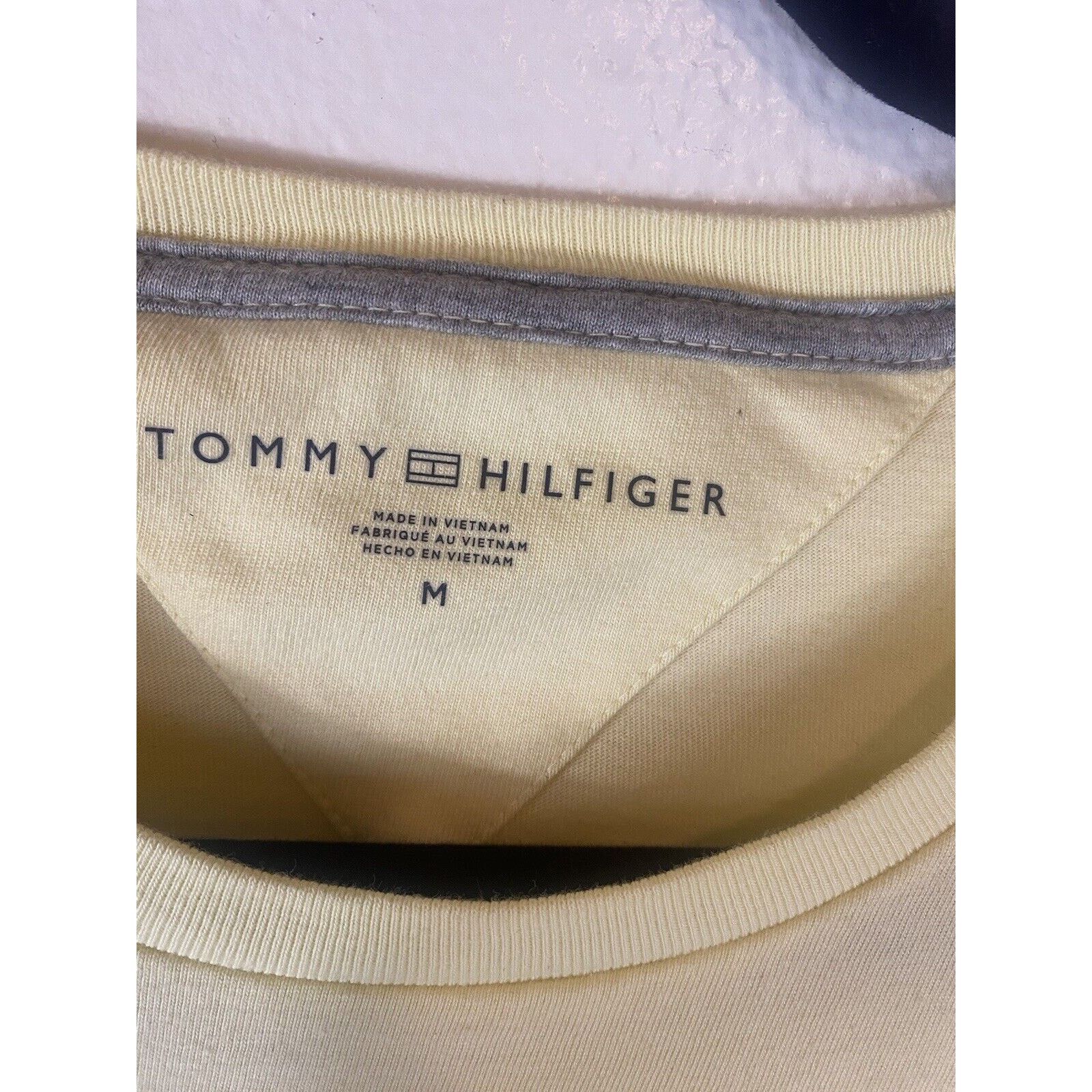 Tommy Hilfiger 1 Pair T-shirts Size M by Tommy Hilfiger short sleeves Size US M / EU 48-50 / 2 - 4 Thumbnail