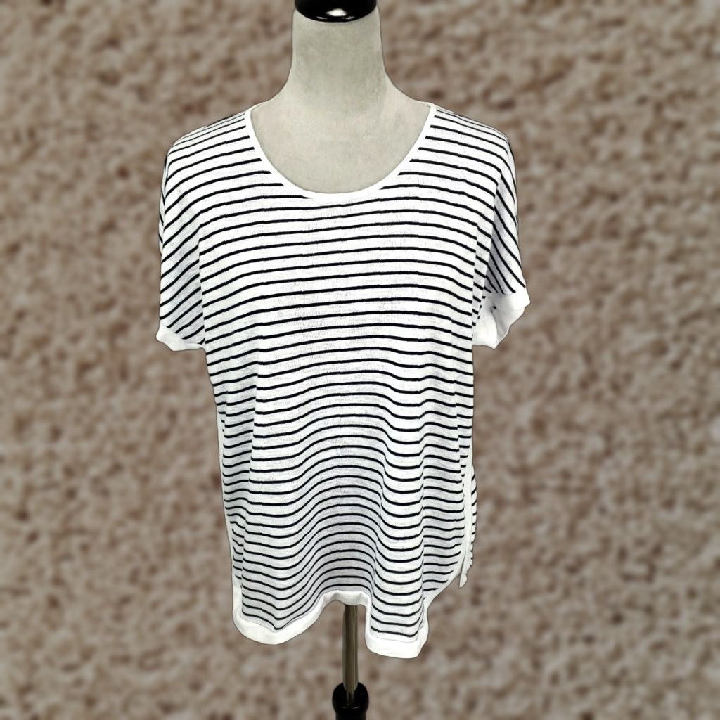 Vintage Chicos Top XL Womens White Black Striped Lightweight Knit Breathable Size XL / US 12-14 / IT 48-50 - 1 Thumbnail